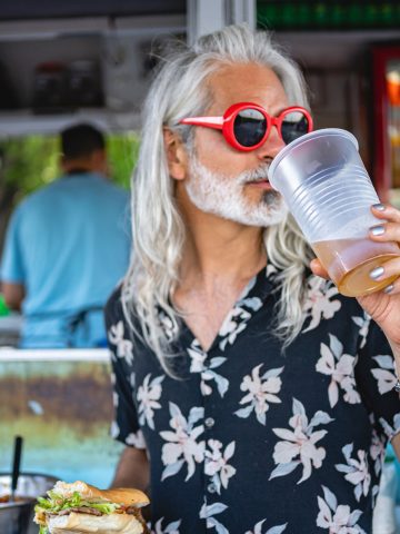 Why Mediterranean People Never Drink Water With Meals