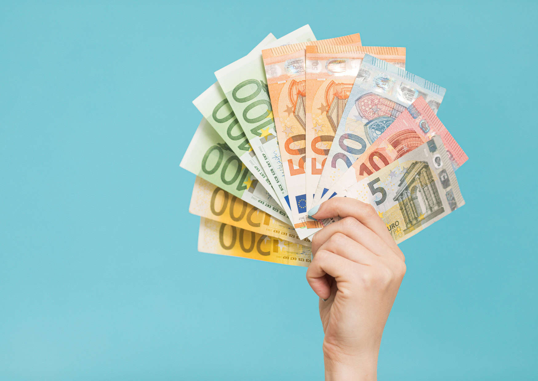 Financial Habit Europeans Hide 6 1