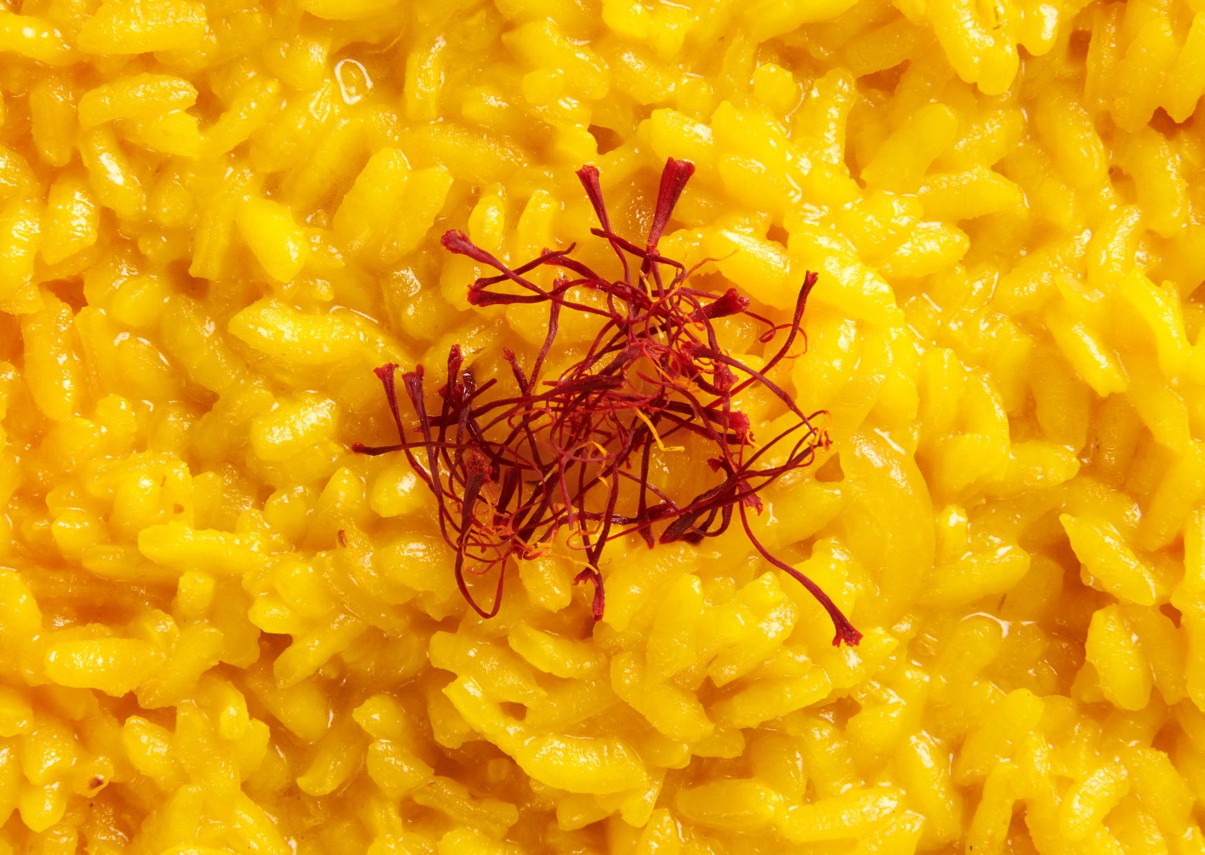 The Slow-Cooked Italian Dish That’ll Make You Forget Every Other Comfort Food 4 Ossobuco alla Milanese with Saffron Risotto 2