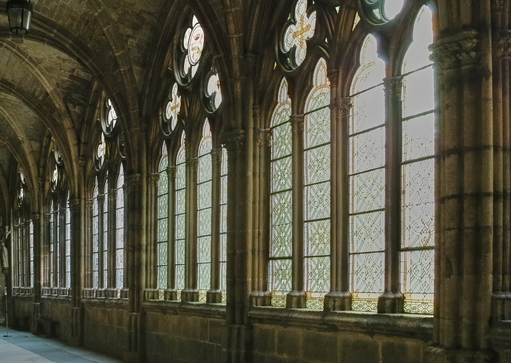 The Smells Europeans Associate With Luxury (That Americans Would Find Strange) 7 Smells Europeans Associate With Luxury 7