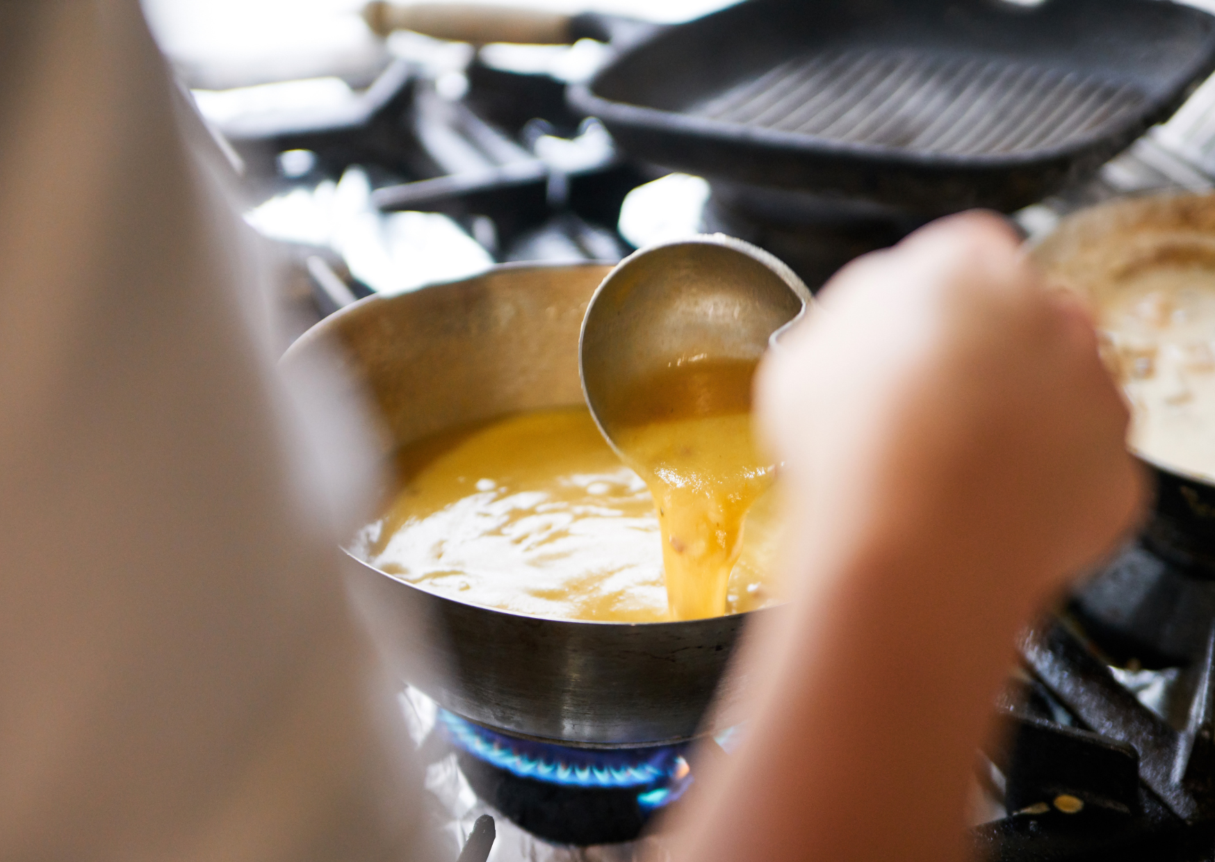 The Sunday Gravy That Italian-American Families Pass Down in Whispers 3 Sunday Gravy Secret Italian American Families 3