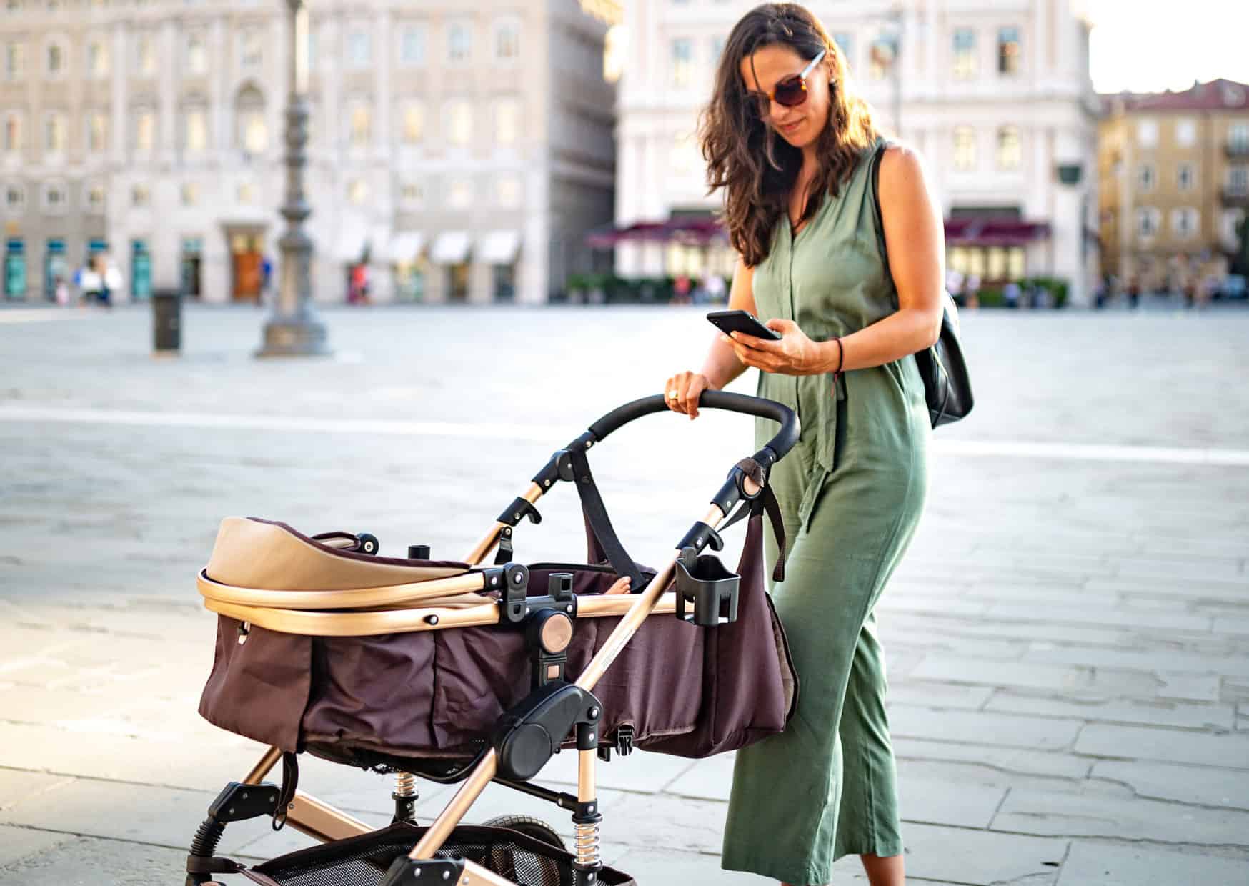 The European Habit That Confuses (and Impresses) American Women 4 Why European Women Have This Daily Habit American Women Would Never Consider