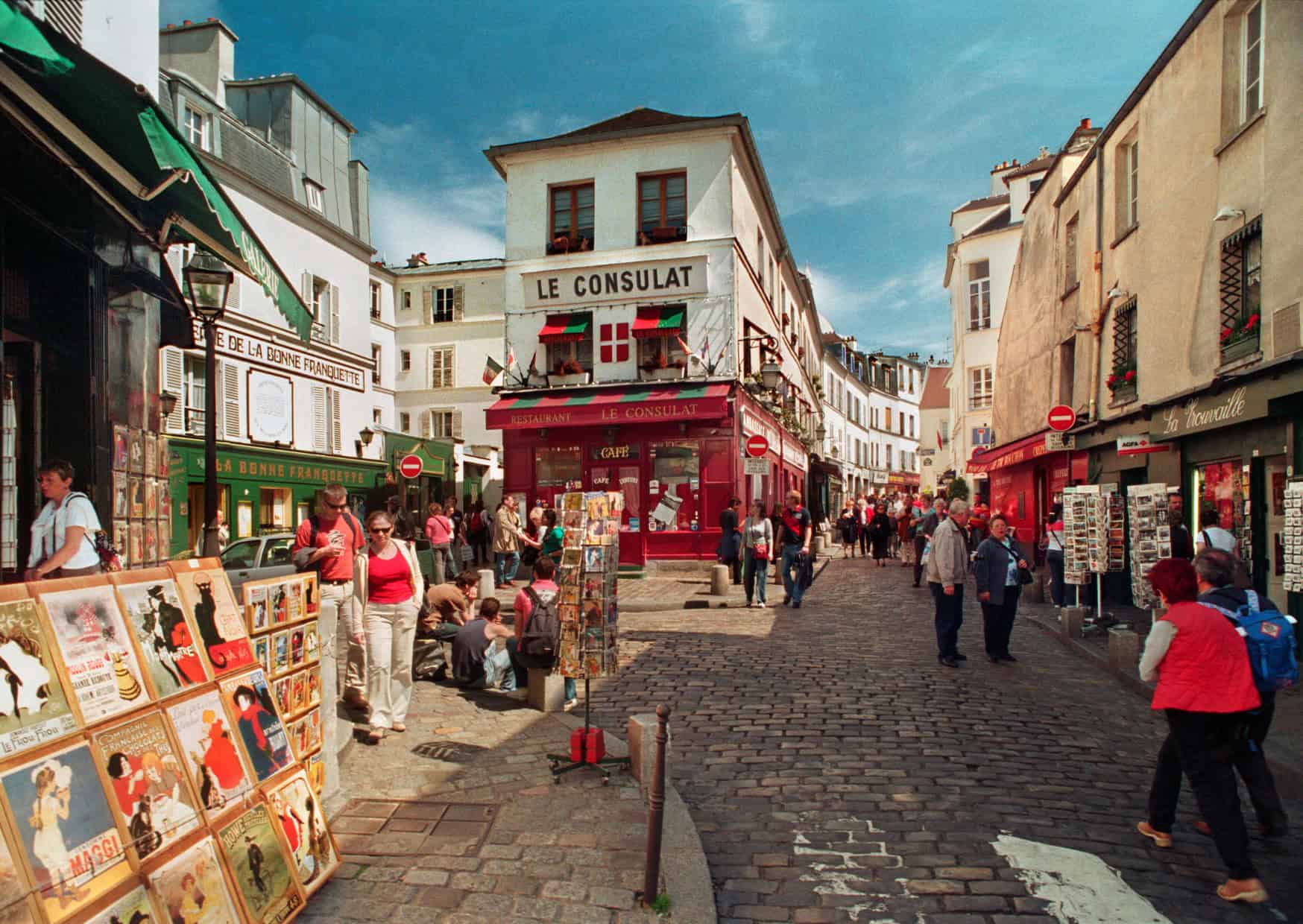 Why Mediterranean Streets Create Happier People 5