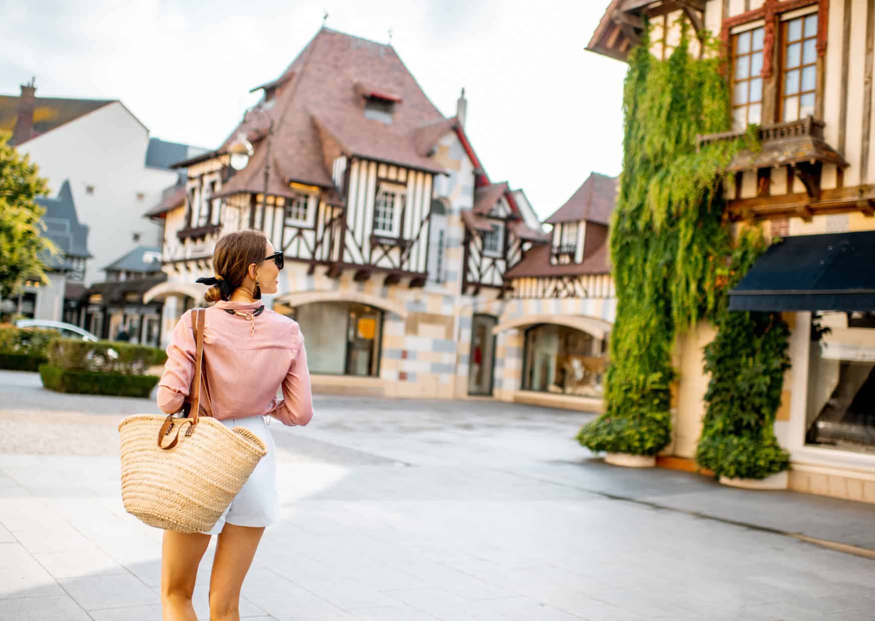 Why Mediterranean Streets Create Happier People 6