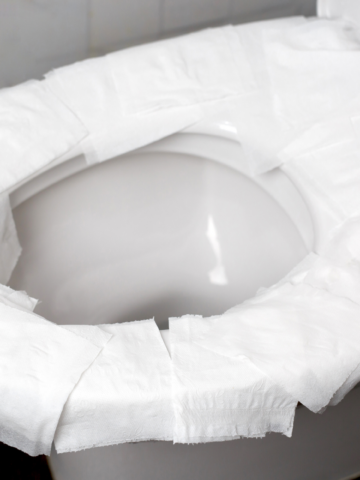 9 Bathroom Habits That Scream ‘American’ the Second You’re in Europe