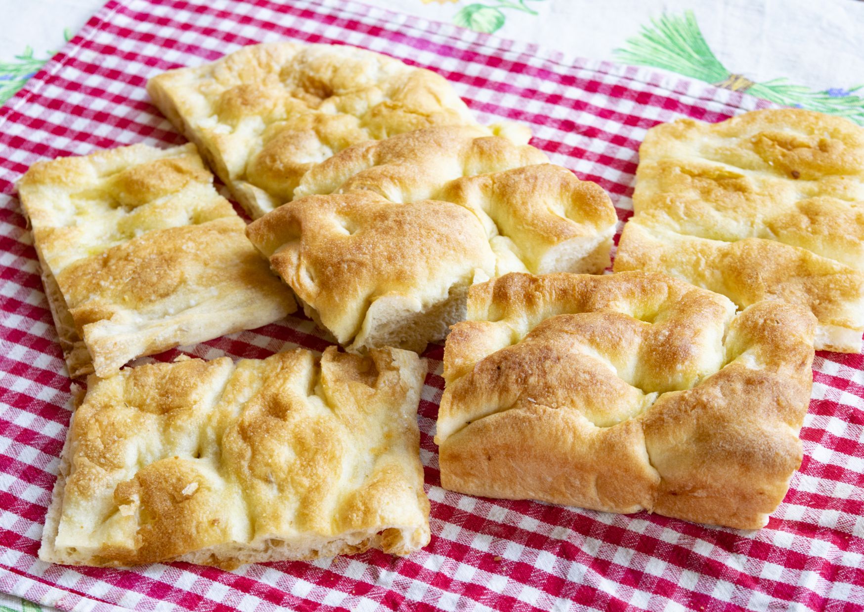 How To Make Focaccia Genovese (Fluffy & Oily, Just Like in Liguria) Recipe Guide