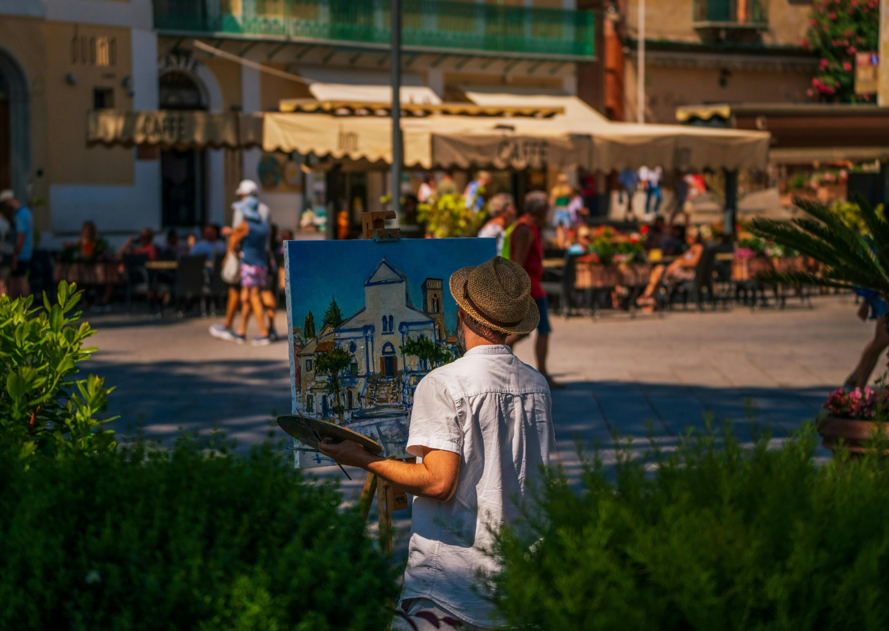 How Italians Navigate Cities Completely Differently Than American Tourists 3