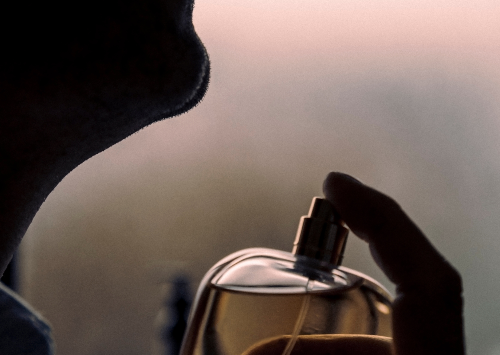 Morning Grooming Ritual Europeans Consider Essential That Americans Skip 2