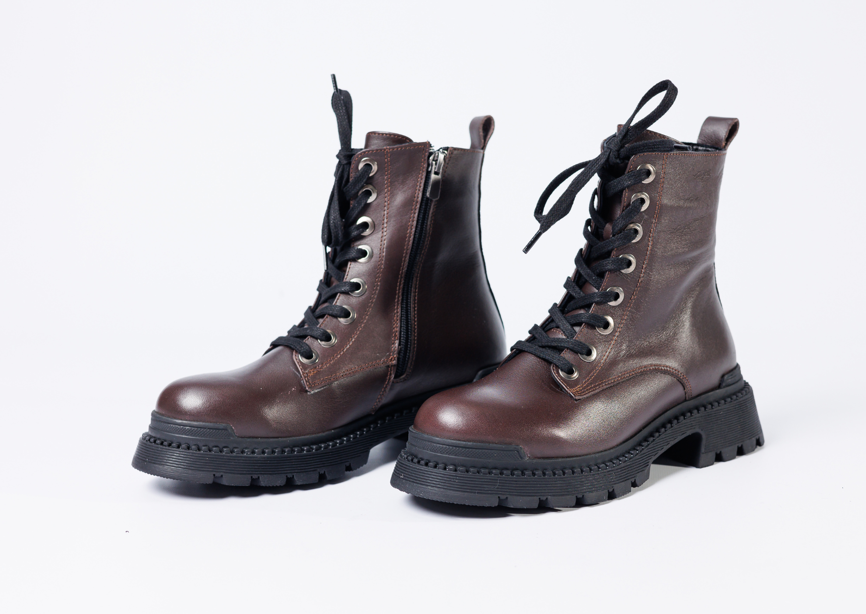 9 Wardrobe Staples French Women Own That American Women Would Never Buy 3 Wardrobe Staples French Women Own 3