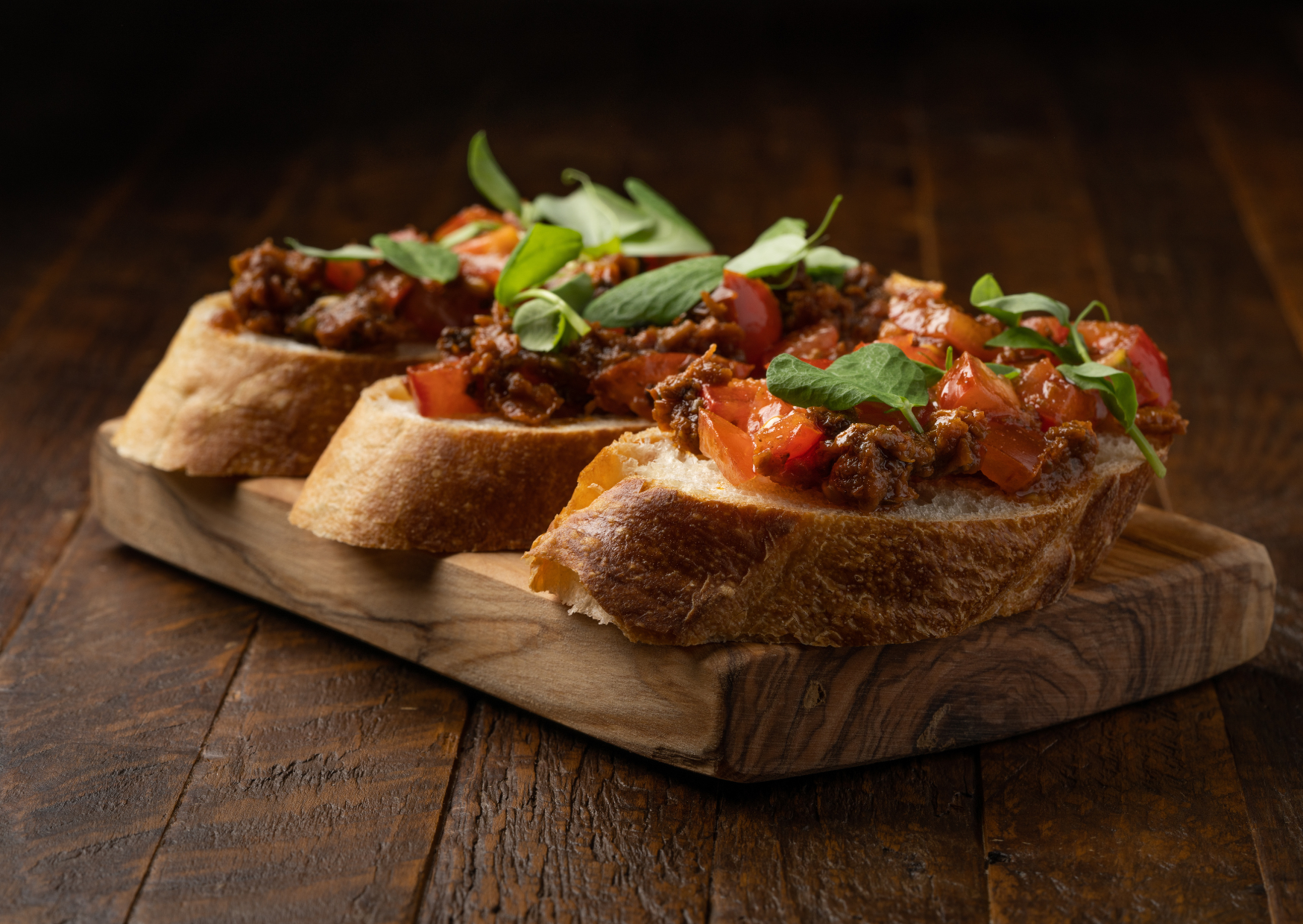 Why Italians Gasp at These Food Combos Americans Love (And What You Should Know Before Ordering) 2 Why Italians Never Eat These Foods Together 3