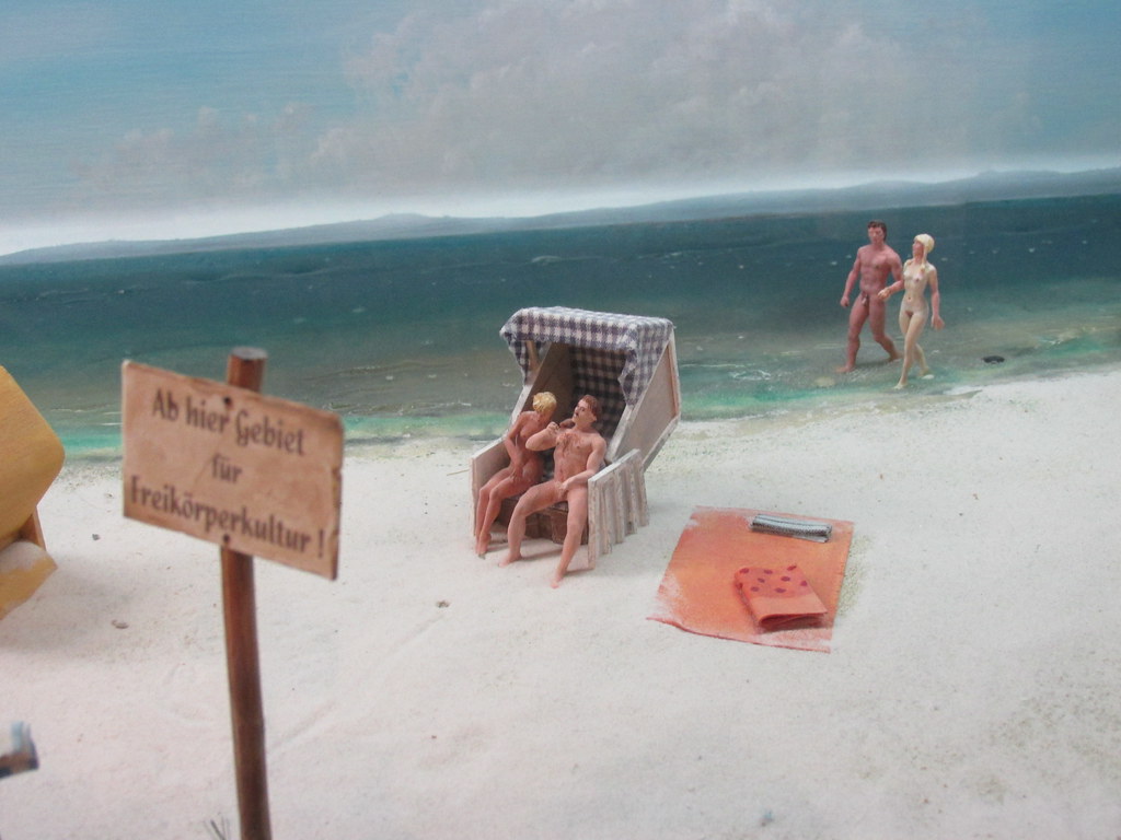 Why Americans Freak Out About Nudity (And Europeans Don’t Blink) 4 32606620145 a31e5695a9 b