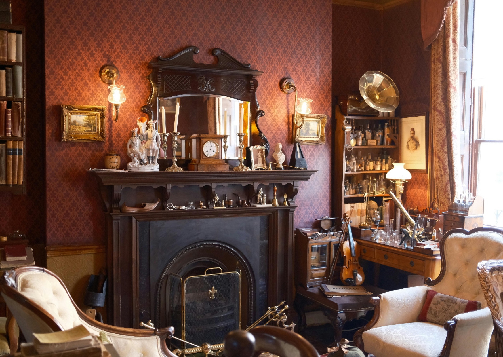 The Living Room Habit French Families Follow That Would Shock Americans 2 Living Room Habit French Families Follow 2