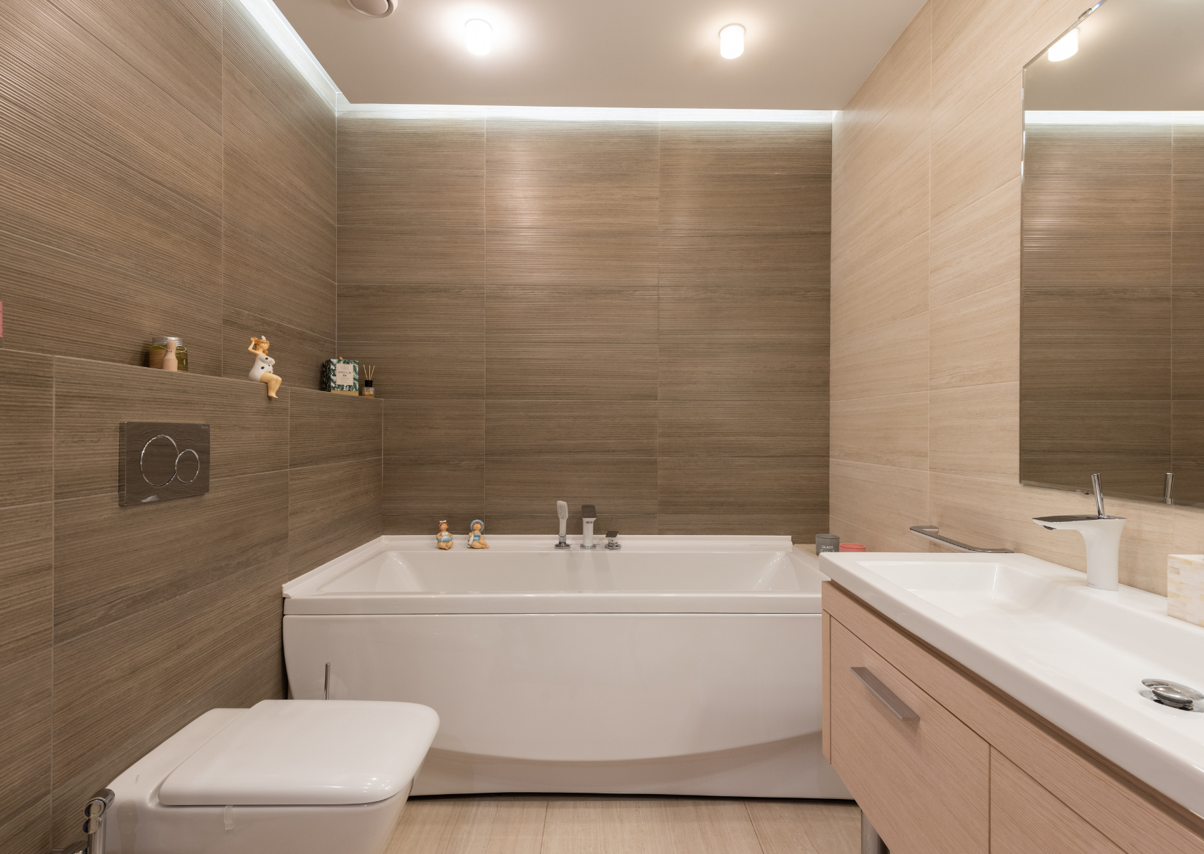 Why Italians Shower This Way And Americans Are Always Shocked 4 Shower Drain Habit Italians Have 5