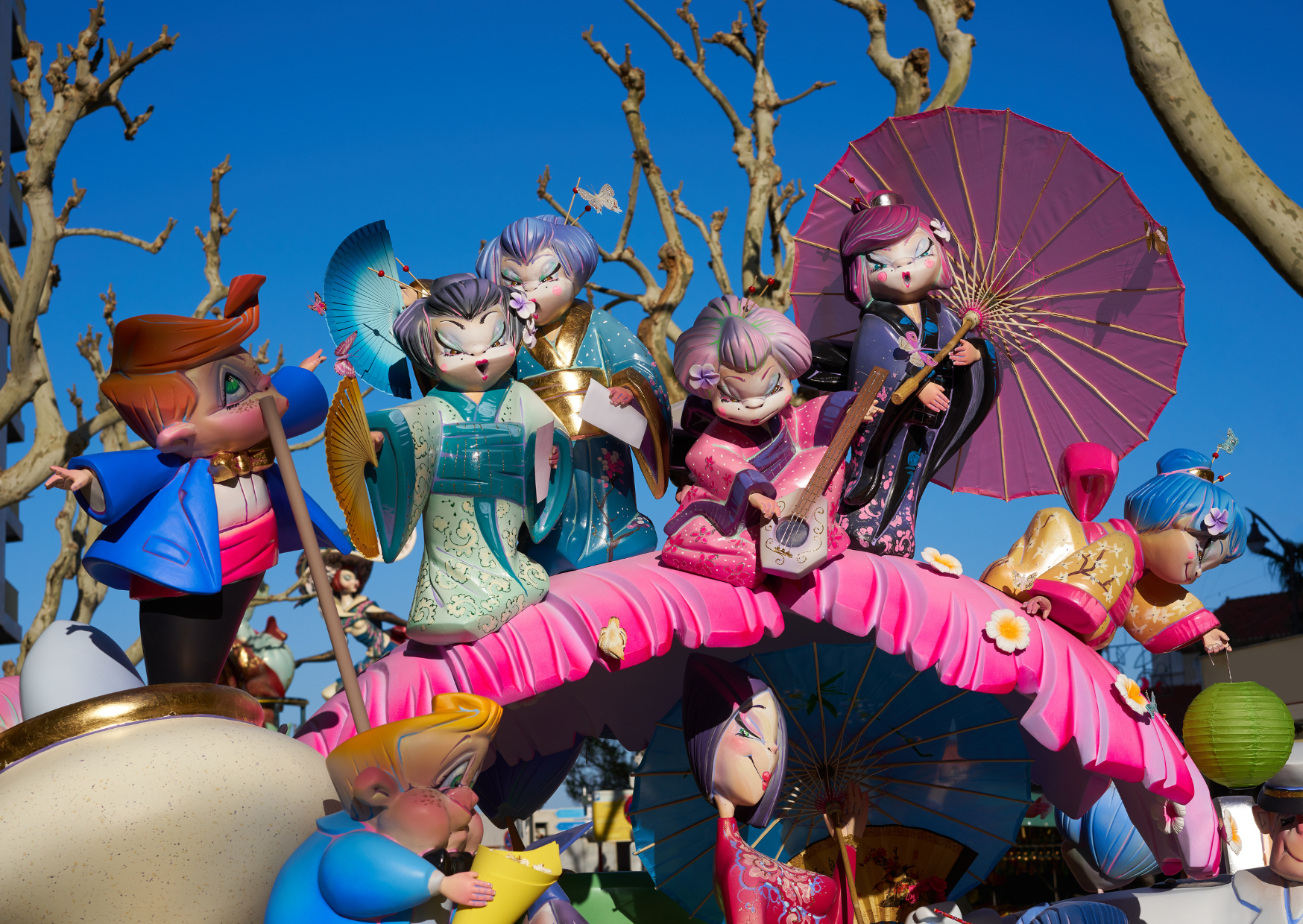 Why Spaniards Don’t Chase Wealth And Still Live Better 10 Ways Spanish People Enjoy Life Without Money