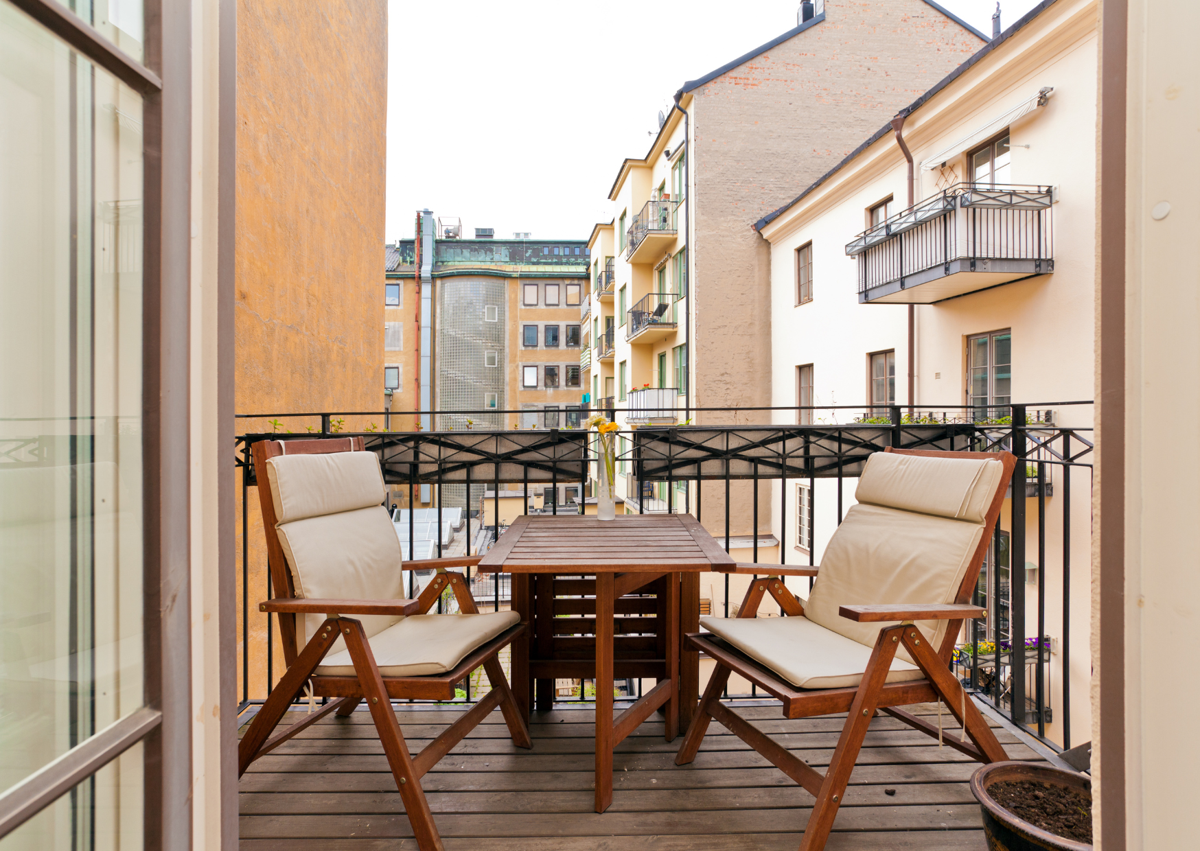 Why Europeans Air Out Their Homes 9