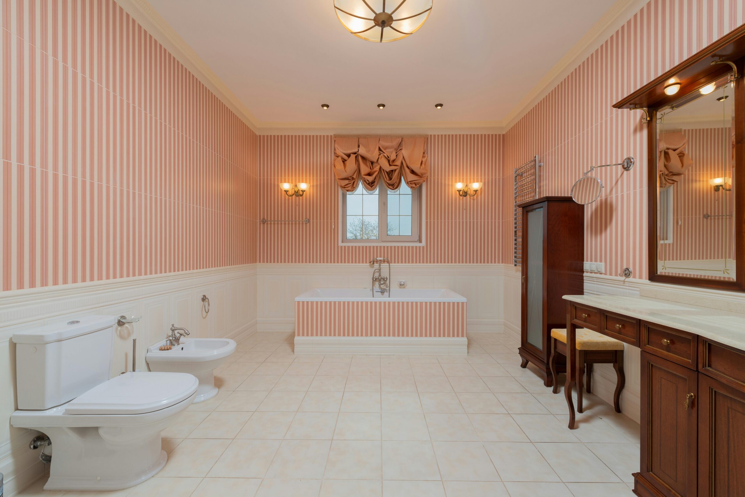 Why Americans Can’t Accept This Common European Bathroom Fixture 4 pexels heyho 8092384 scaled