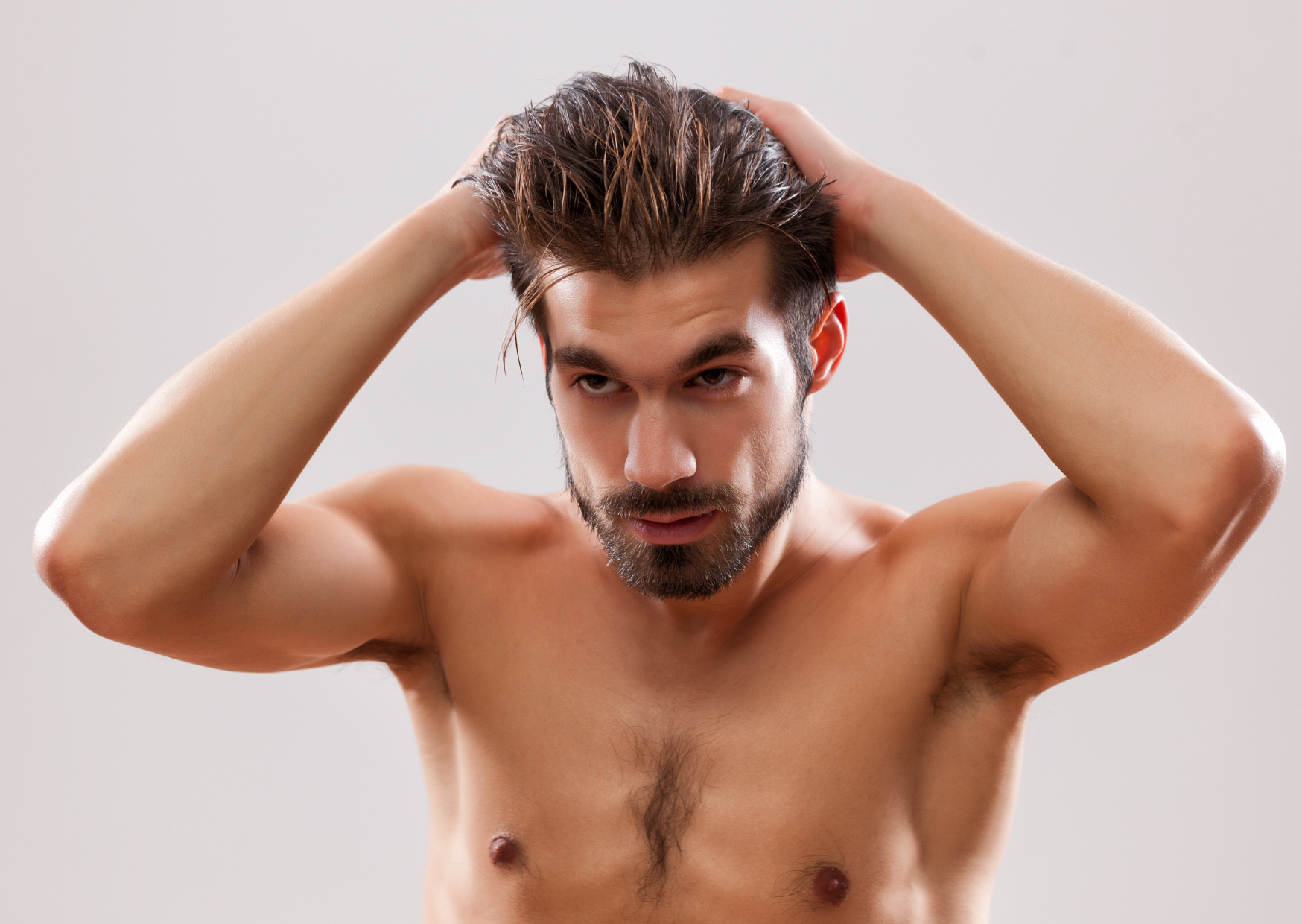 The Surprising Body Hair Length European Men Prefer (And Why It Baffles Americans) 6 Body Hair Length European Men Maintain 5