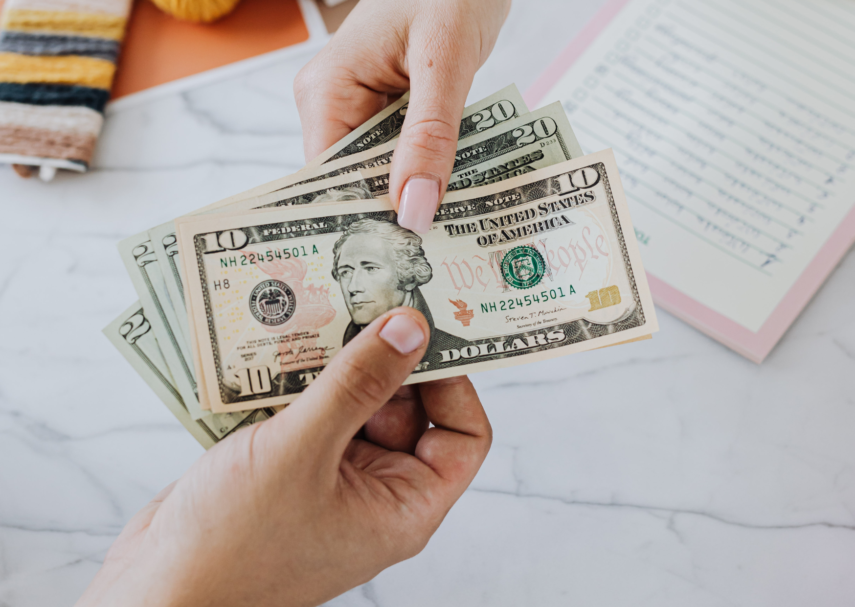 The Hidden Airport Currency Scam That Could Cost You Hundreds 1 Currency Exchange Trick at European Airports 3