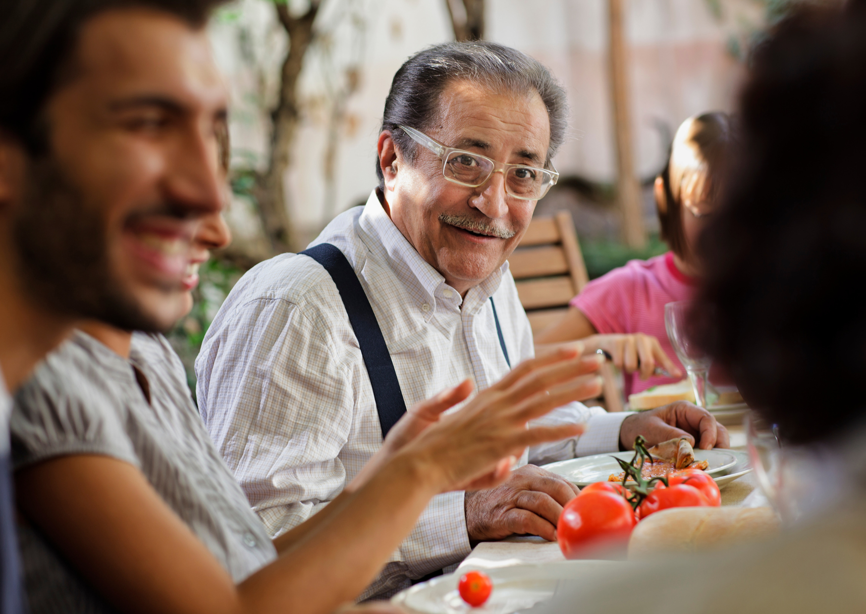 Italians Take 20 Minutes in the Bathroom 5