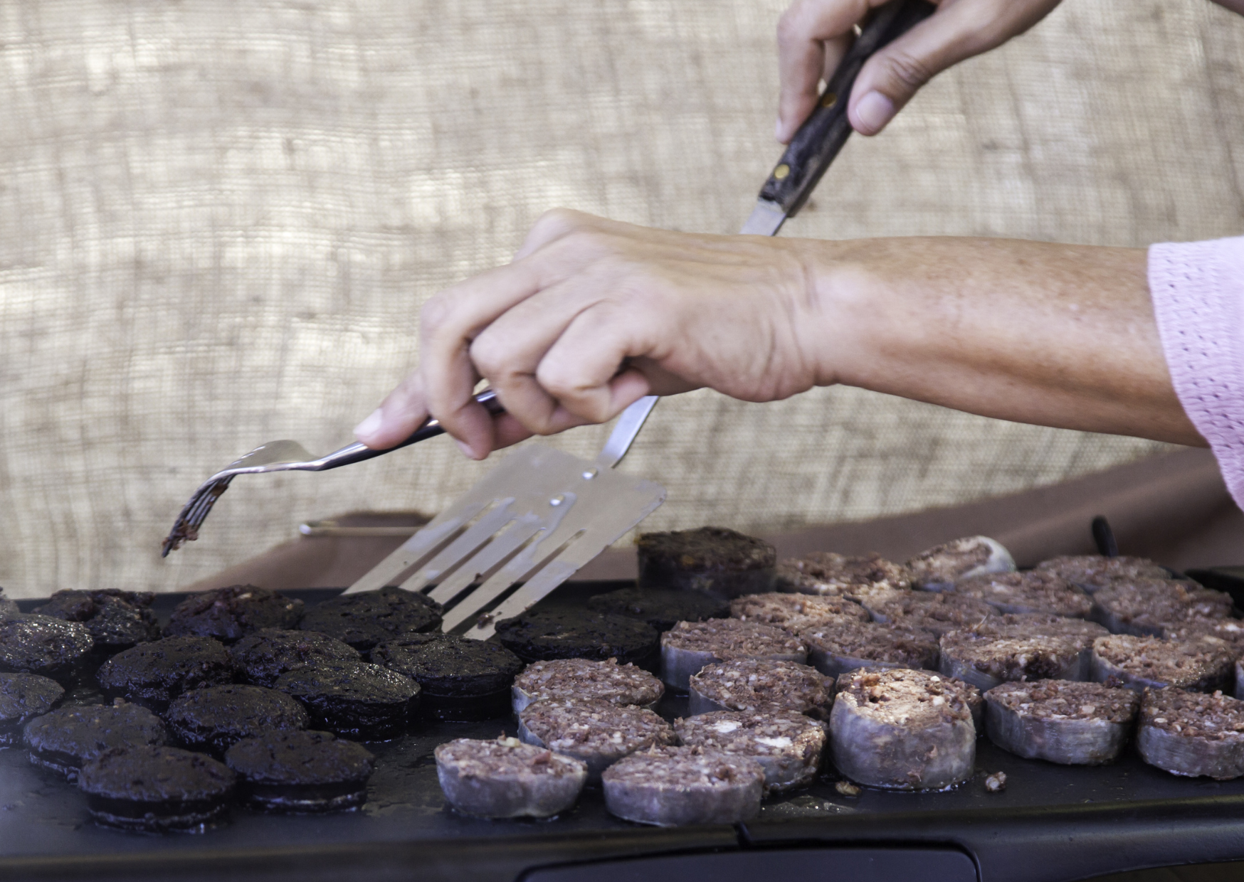 The Dish That Makes Americans Panic and Spaniards Hungry: This Spanish Sausage Offends People Until They Taste It 3 Recipe blood sausage or Morcilla Spain 2