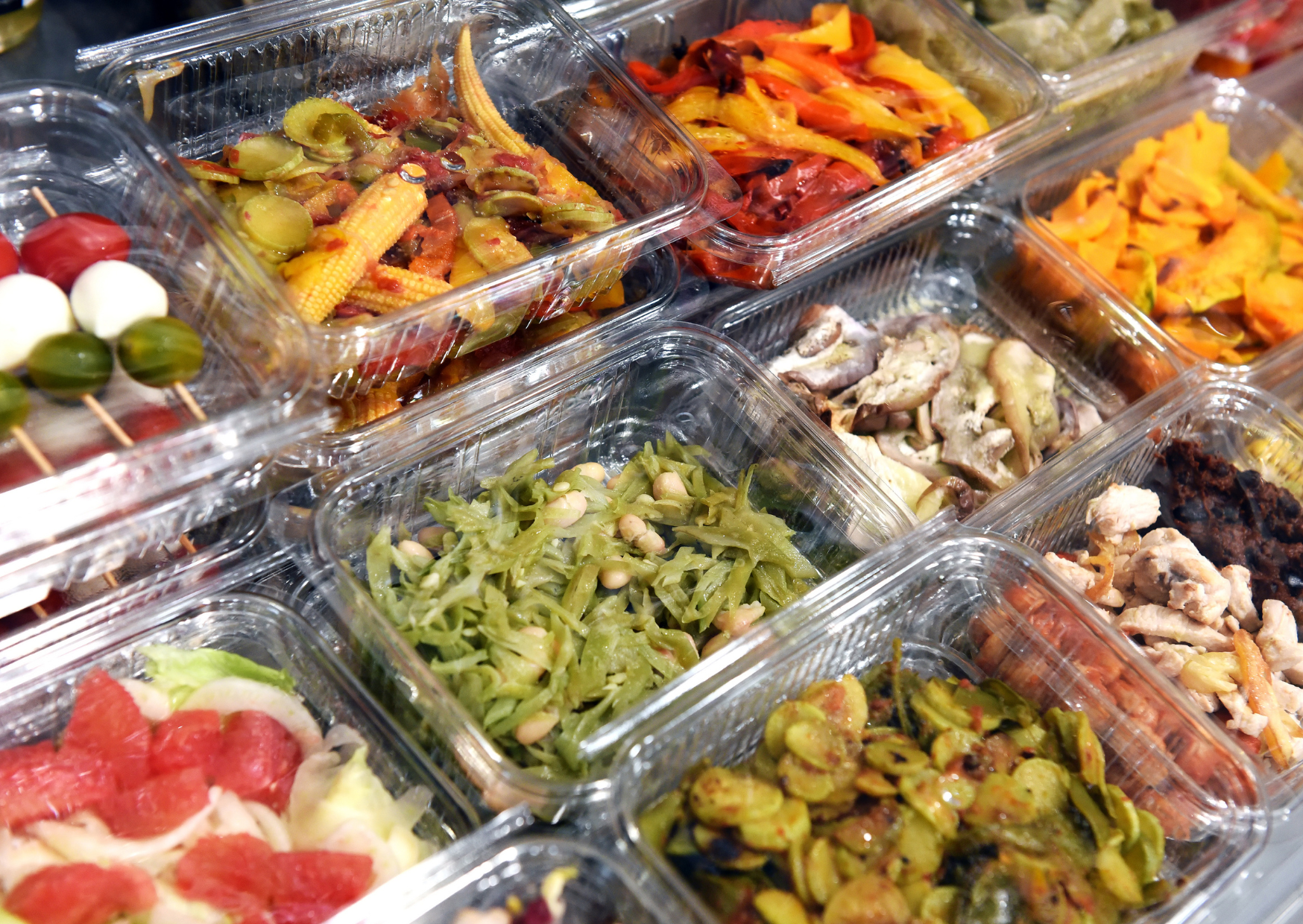 The Leftover Storage Container Europeans Reuse That American Health Codes Ban 6