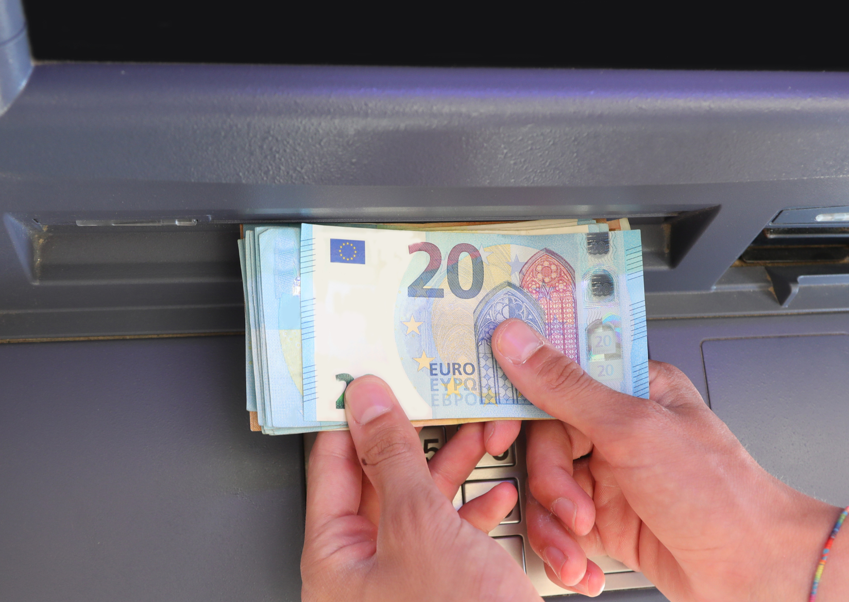 ATM Maximum in Italy 5