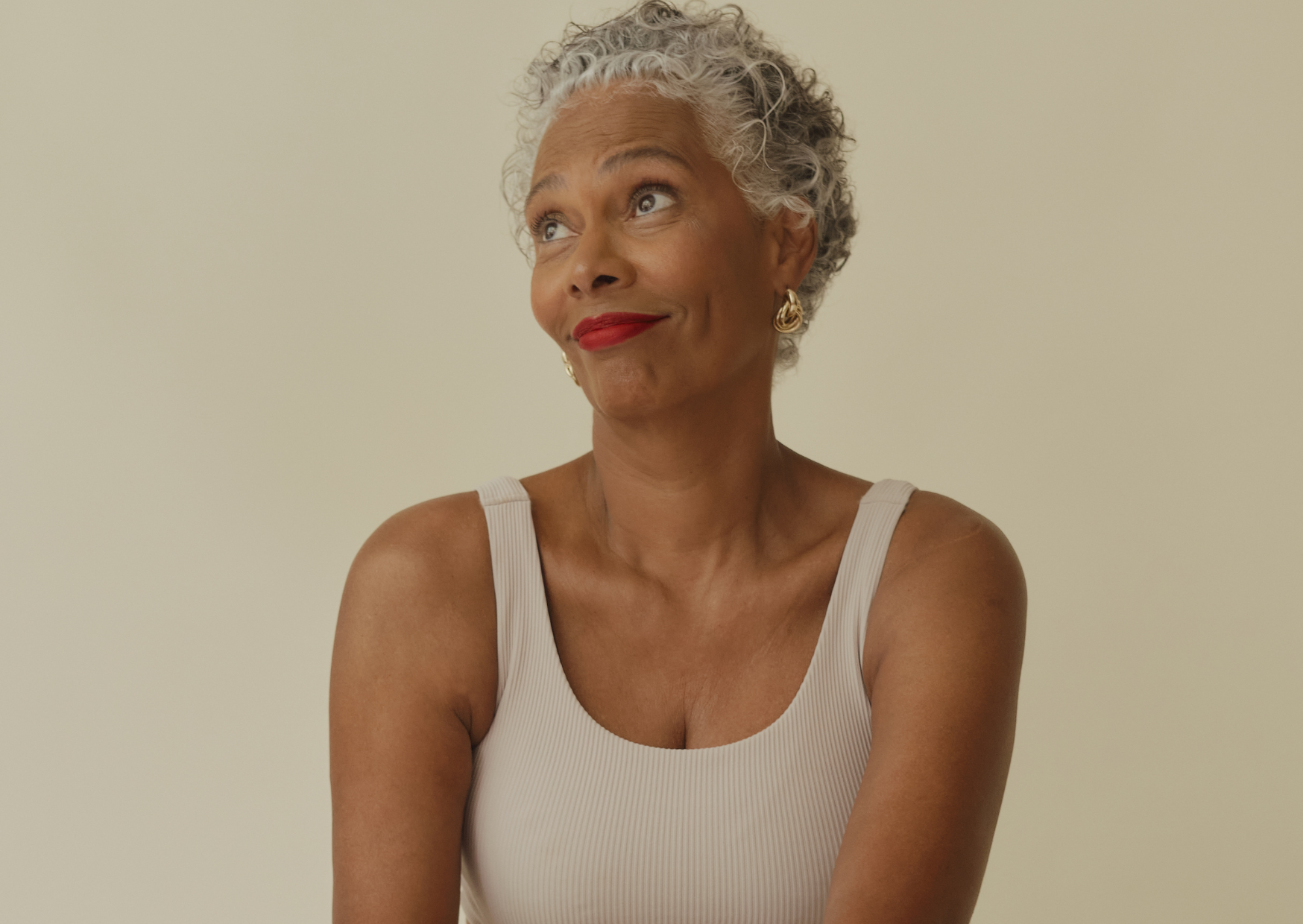 The Anti-Aging Habits Italian Women Swear By (No Surgery Required) 3 Aging Secret Italian Women Hide 3