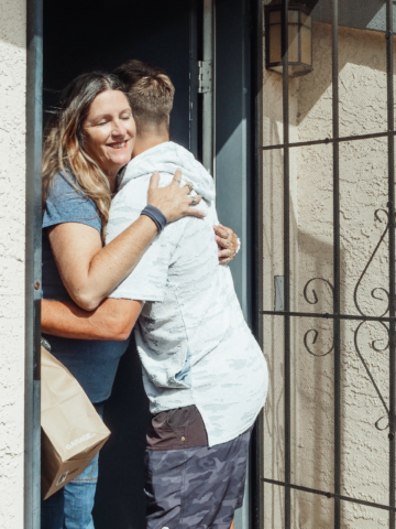 The Community Obligation Spanish People Accept That Would Drive Americans to Move