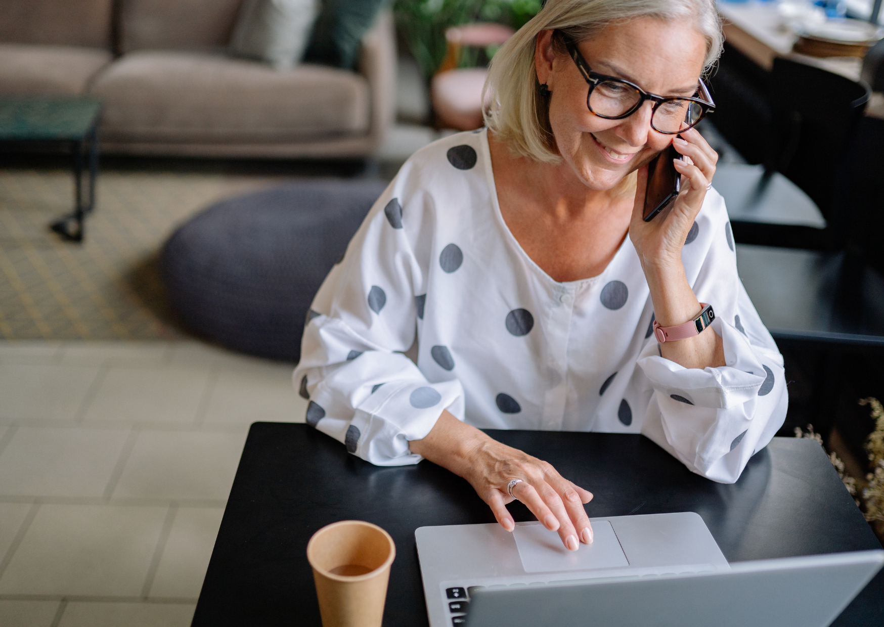 Why European Phone Bills Are €20 While Americans Pay $150—and How to Switch 6 European phone bills 5