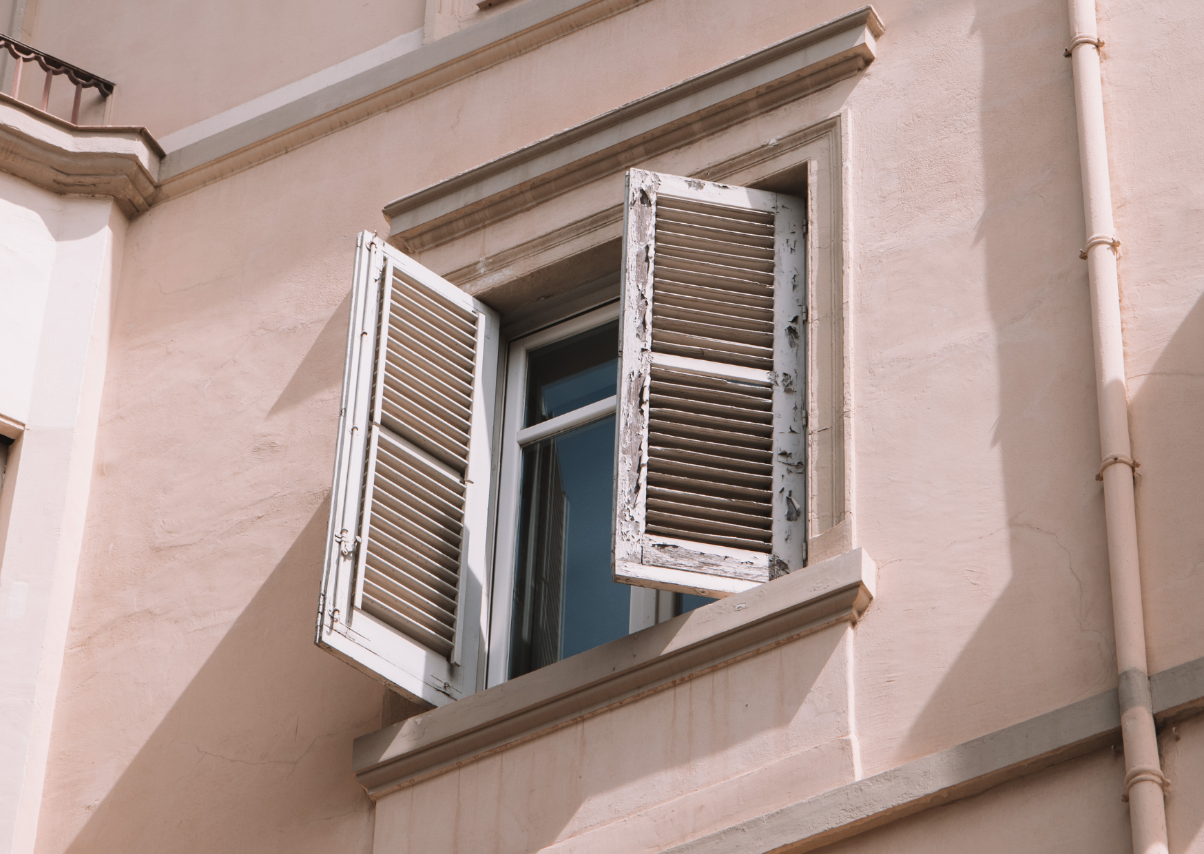 The Shutters Europeans Close Daily That Americans Think Are Decorative 4 European window shutters 3