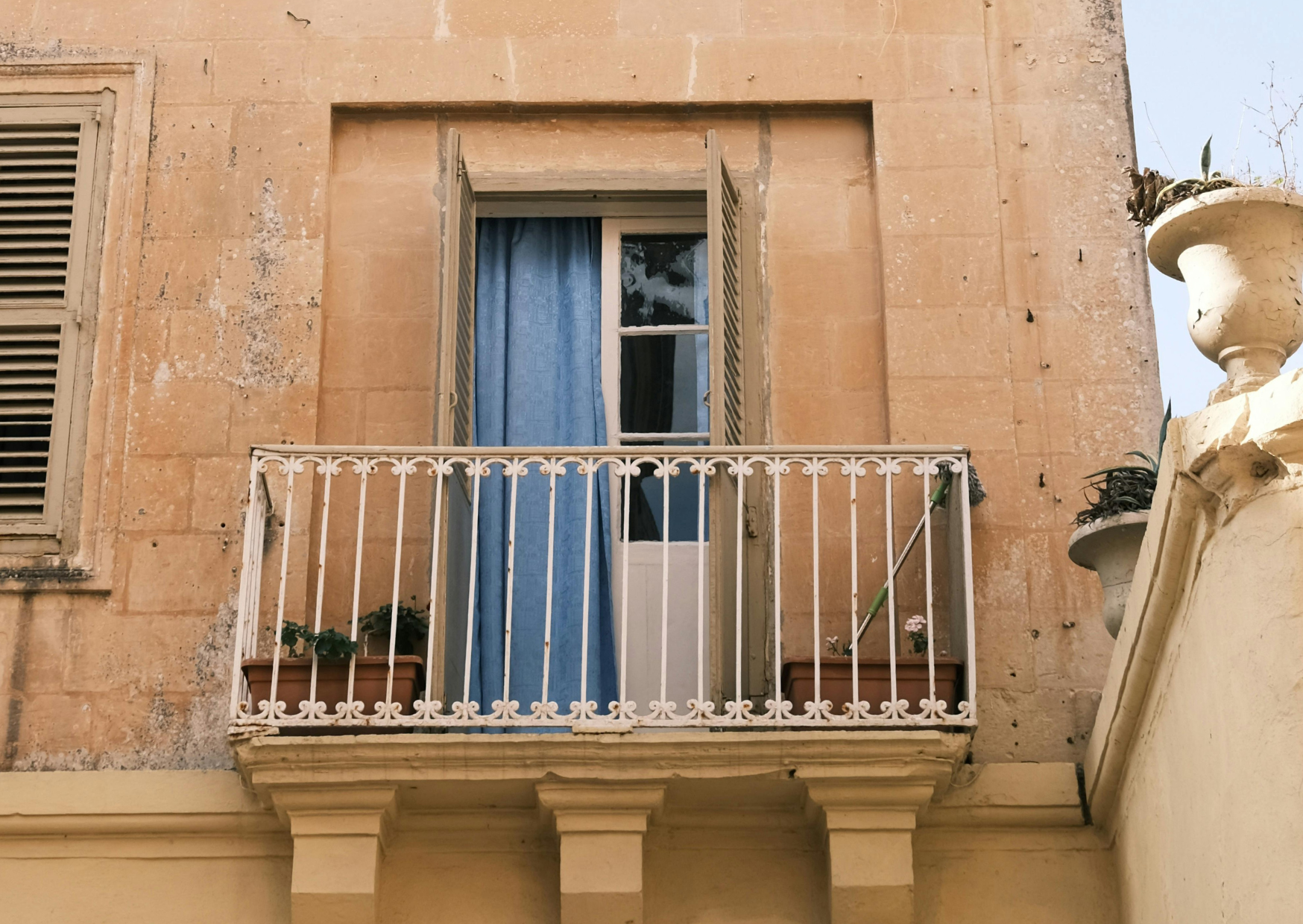 The Shutters Europeans Close Daily That Americans Think Are Decorative 6 European window shutters 4