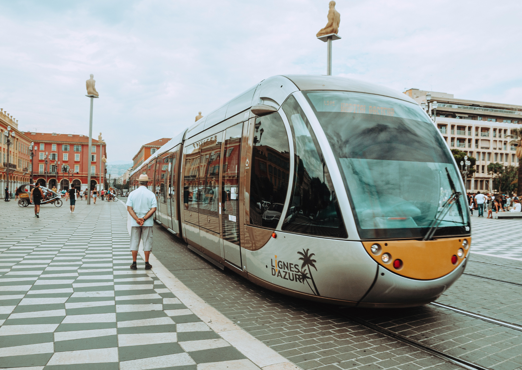 Why Europeans Making €30,000 Live Better Than Americans Making $100,000 3 Europeans making 2