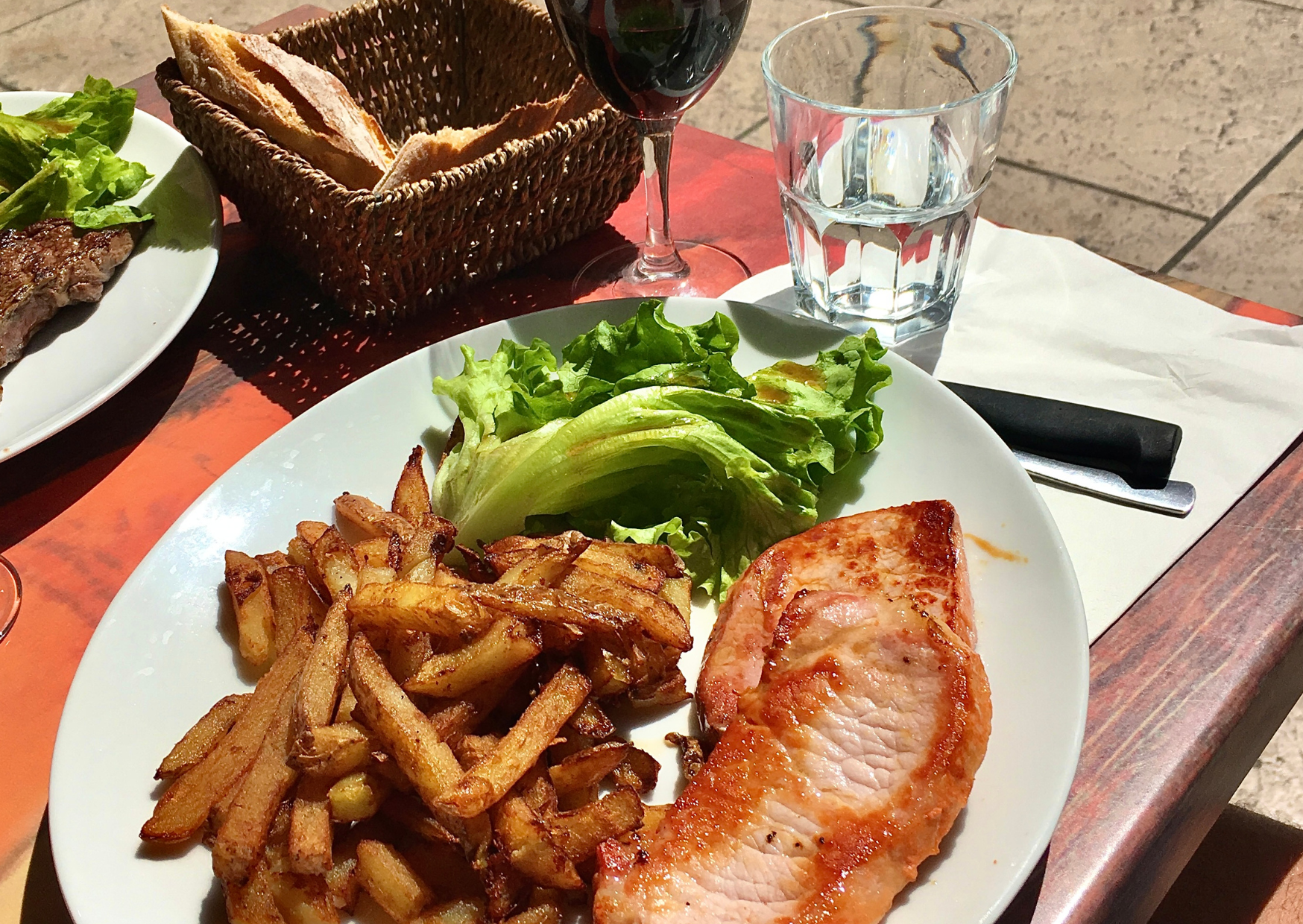 Lunch Break in France 4