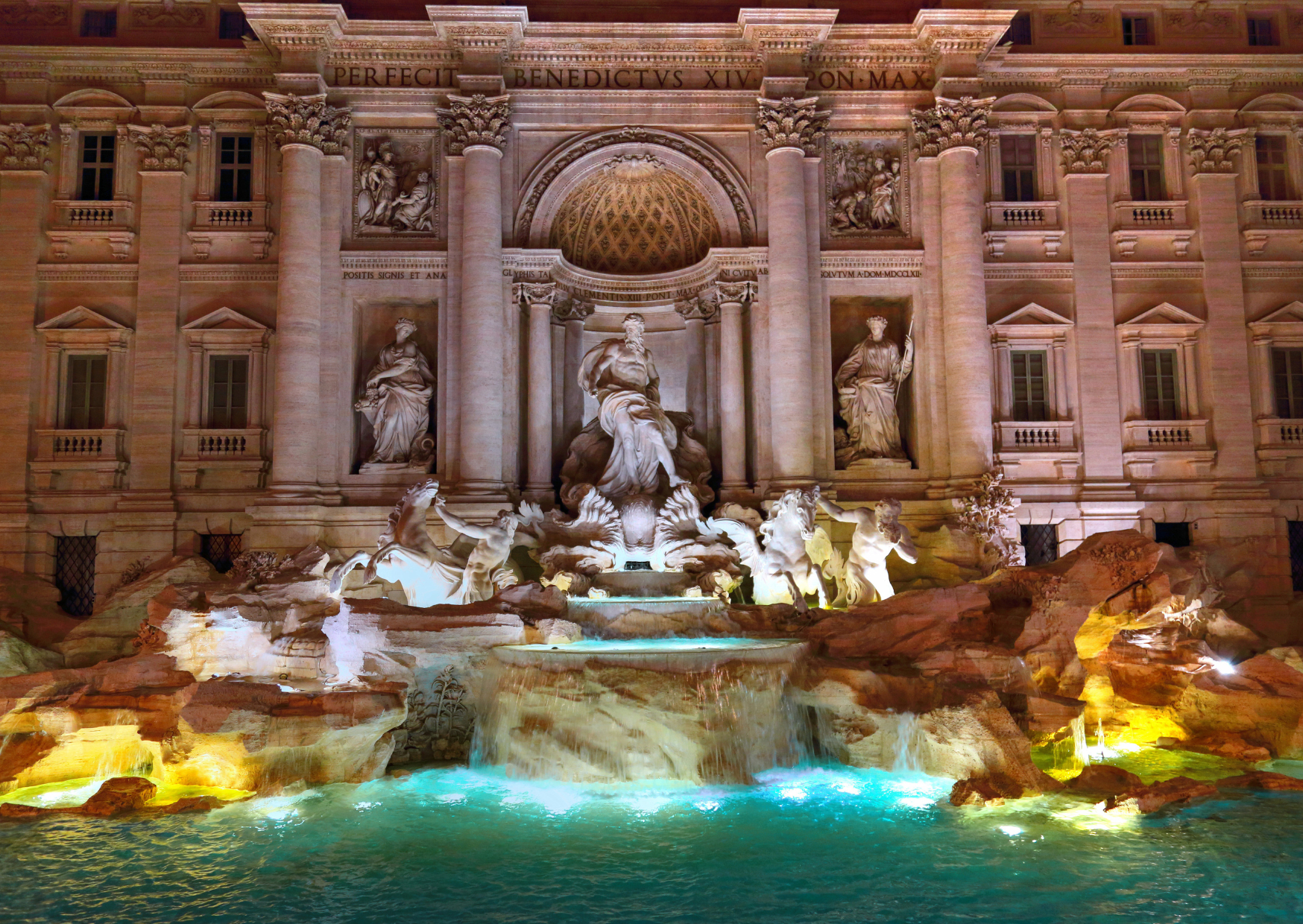 Rome Fountain Photo Angle 2