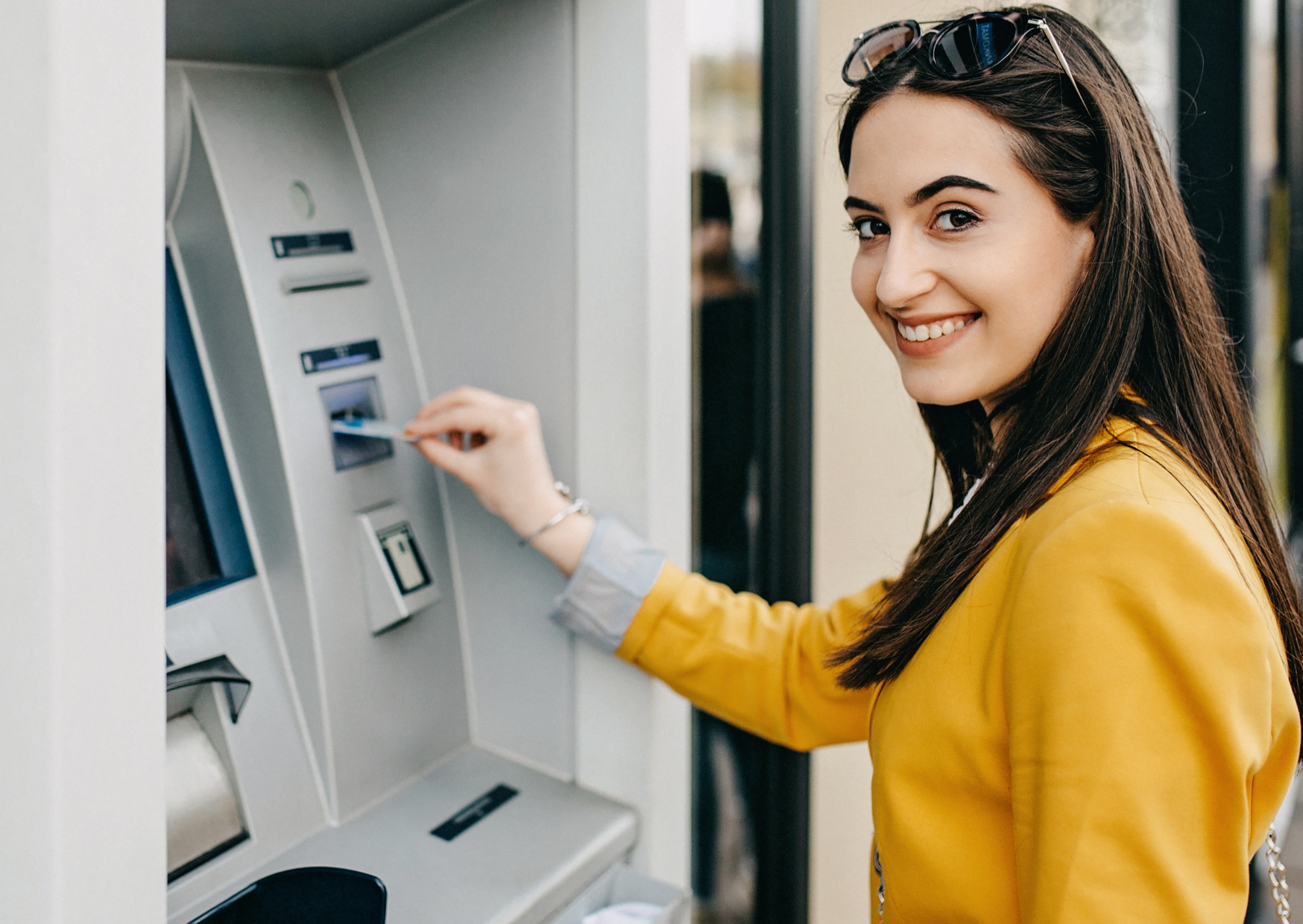 Why Americans Should Never Use These 5 ATMs in Tourist Areas 2