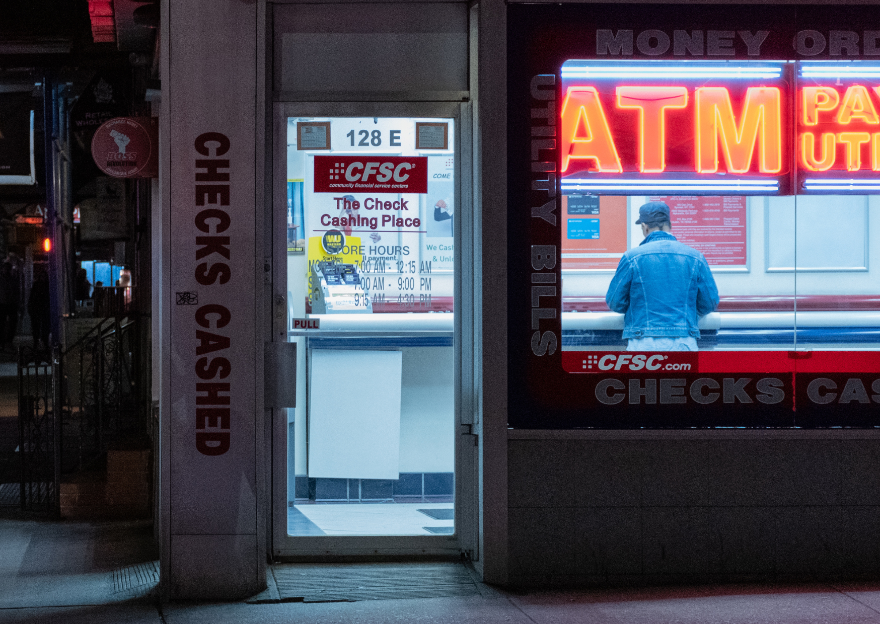 Why Americans Should Never Use These 5 ATMs in Tourist Areas 5