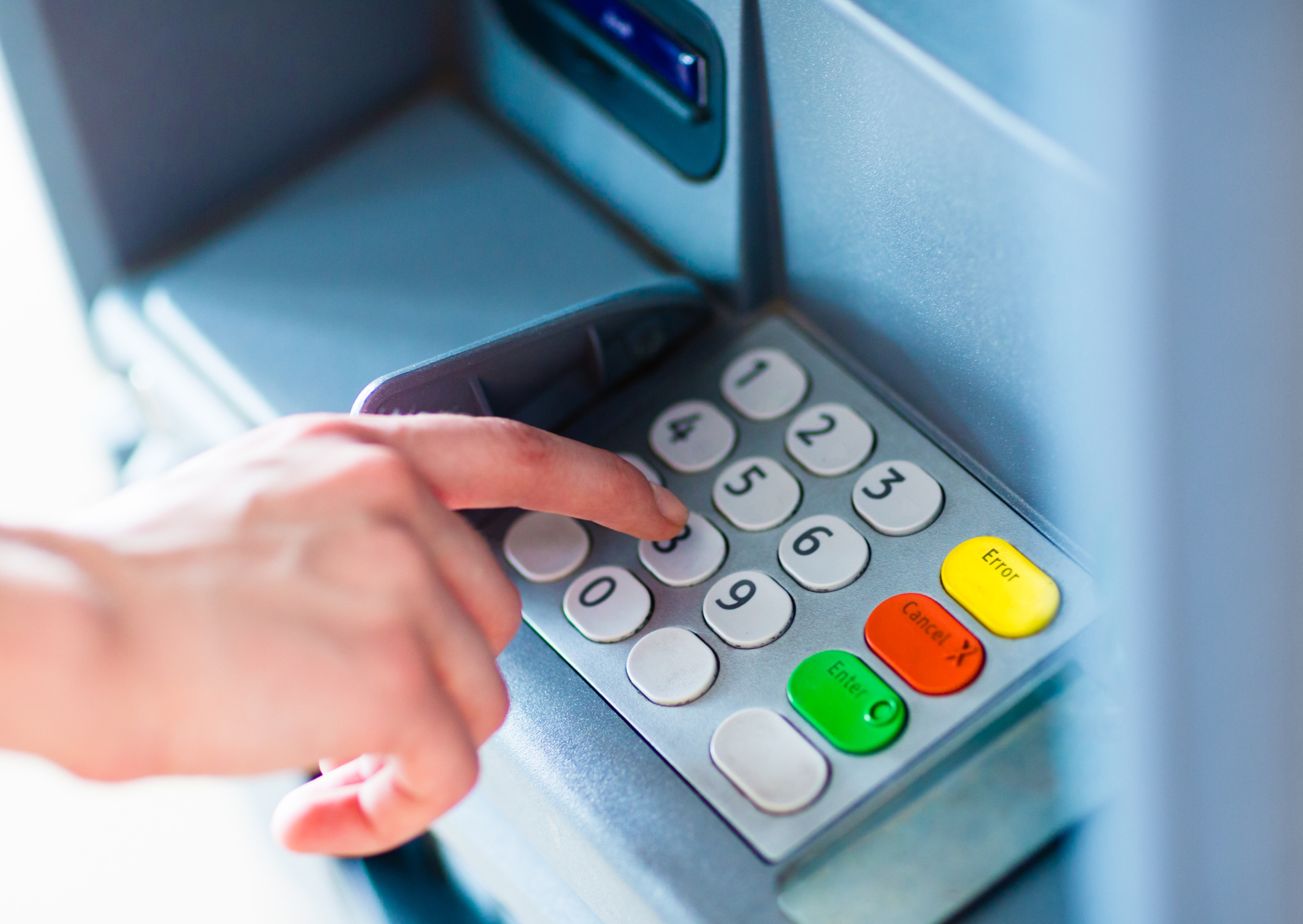 Why Americans Should Never Use These 5 ATMs in Tourist Areas