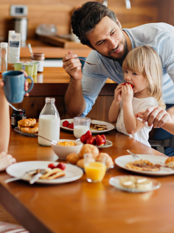 9 European Breakfast Conversation Rules That Would End American Morning Peace