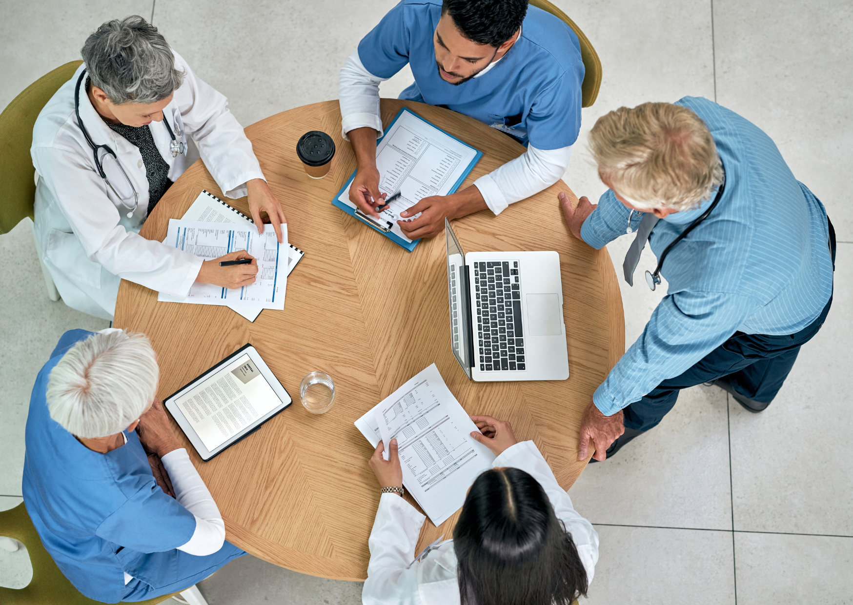 How European “Free Healthcare” Bankrupted My American Friend and The Coverage Gaps No One Mentions 5 healthcare for Americans 3