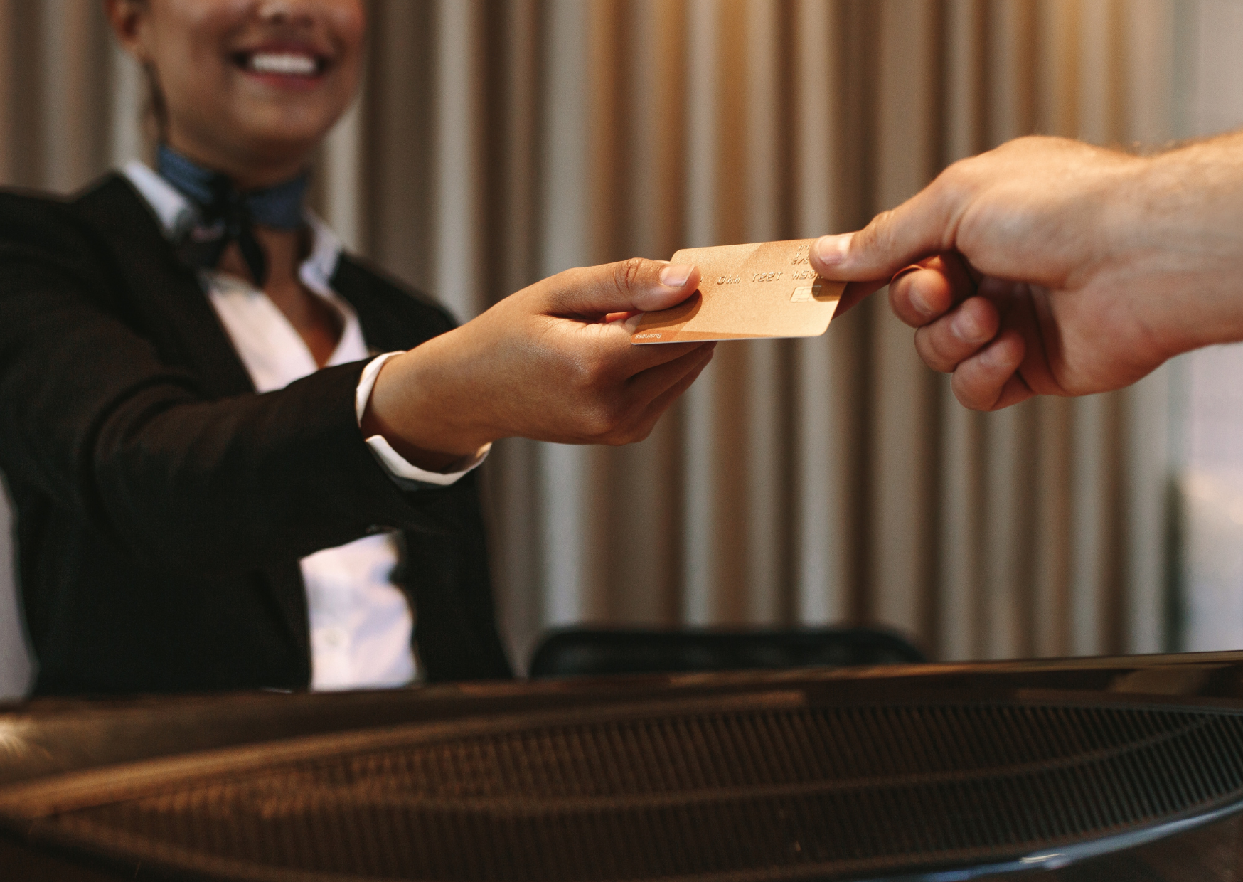 An american with Credit Cards 4