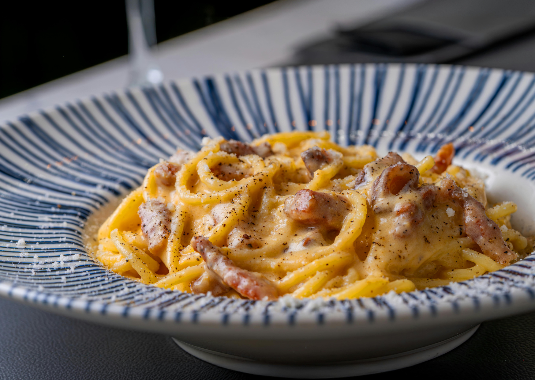 The Carbonara Romans Make in 7 Minutes That American Restaurants Ruin With Cream 5 Carbonara 3