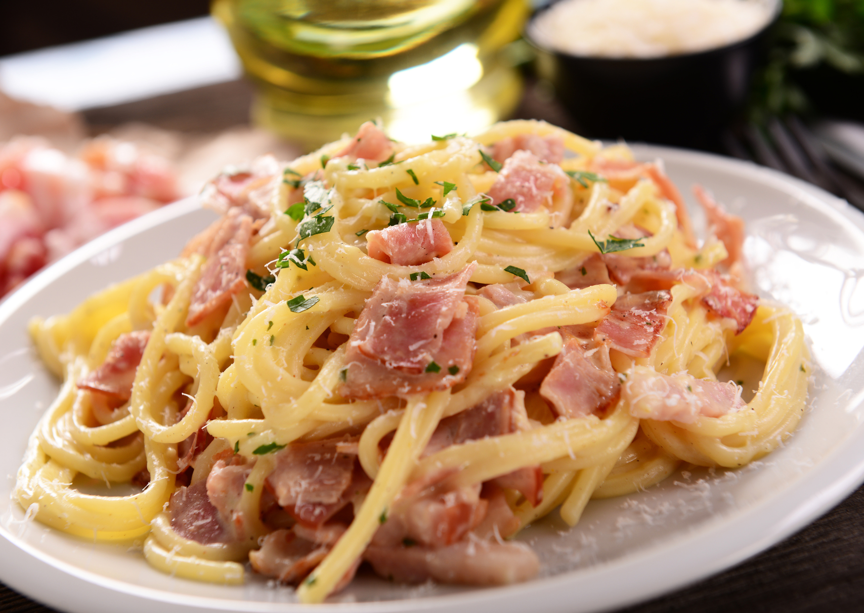 The Carbonara Romans Make in 7 Minutes That American Restaurants Ruin With Cream 3 Carbonara 4