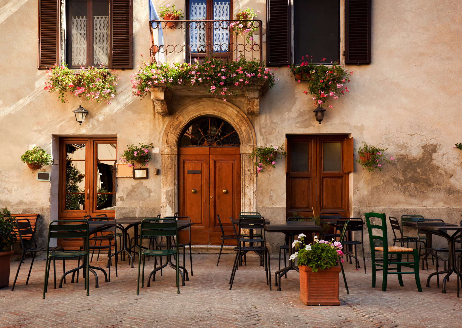 Why Italian Pizzerias Close at 7:30 PM and Americans Don’t Understand 1 Italian Pizzeria