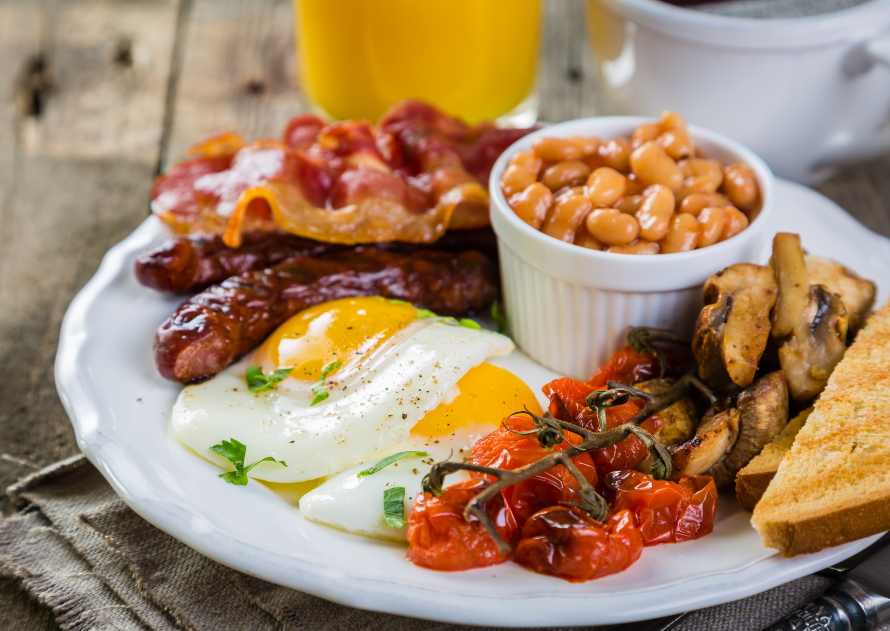 The Full English Breakfast That Is Healthier Than American “Healthy” Options 3 Proper English Breakfast 2