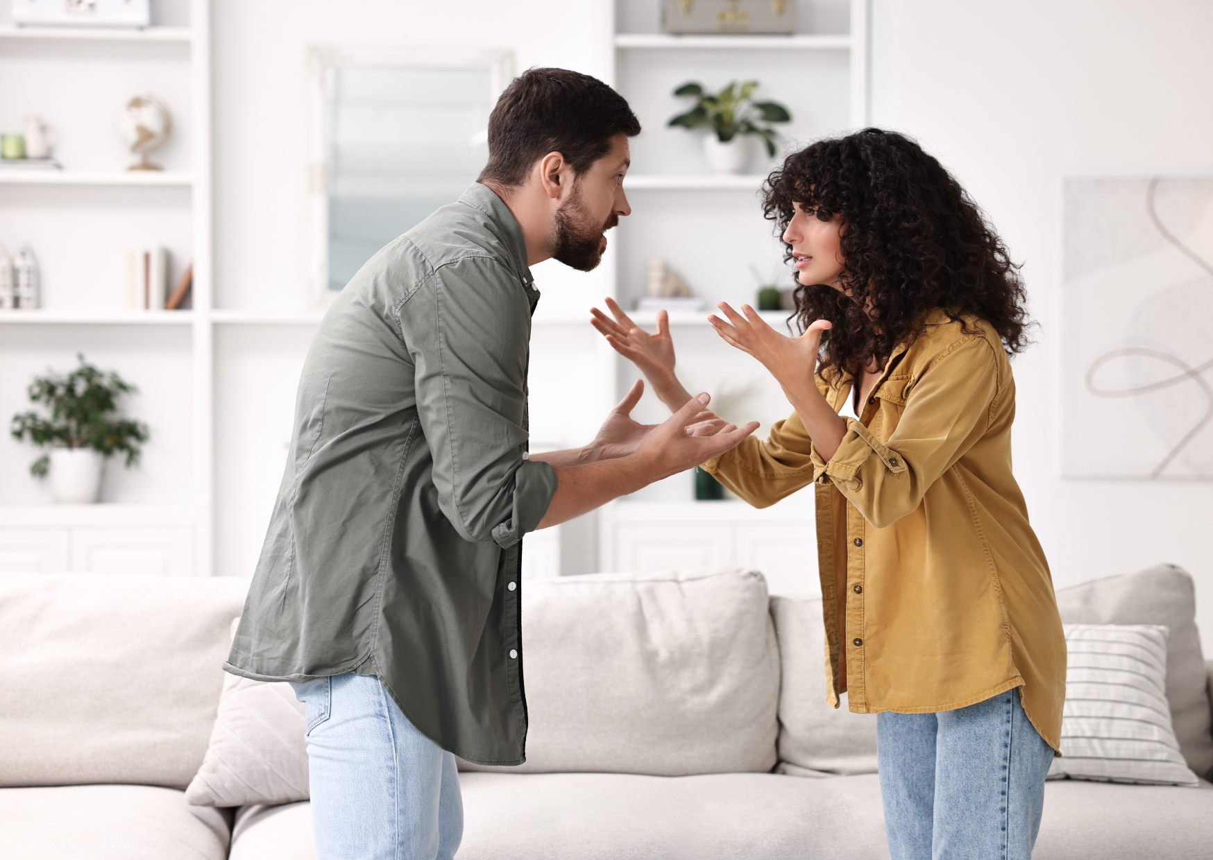 Why Spanish Couples Scream at Each Other in Public and Love Each Other More 2 Spanish couples scream 4 1