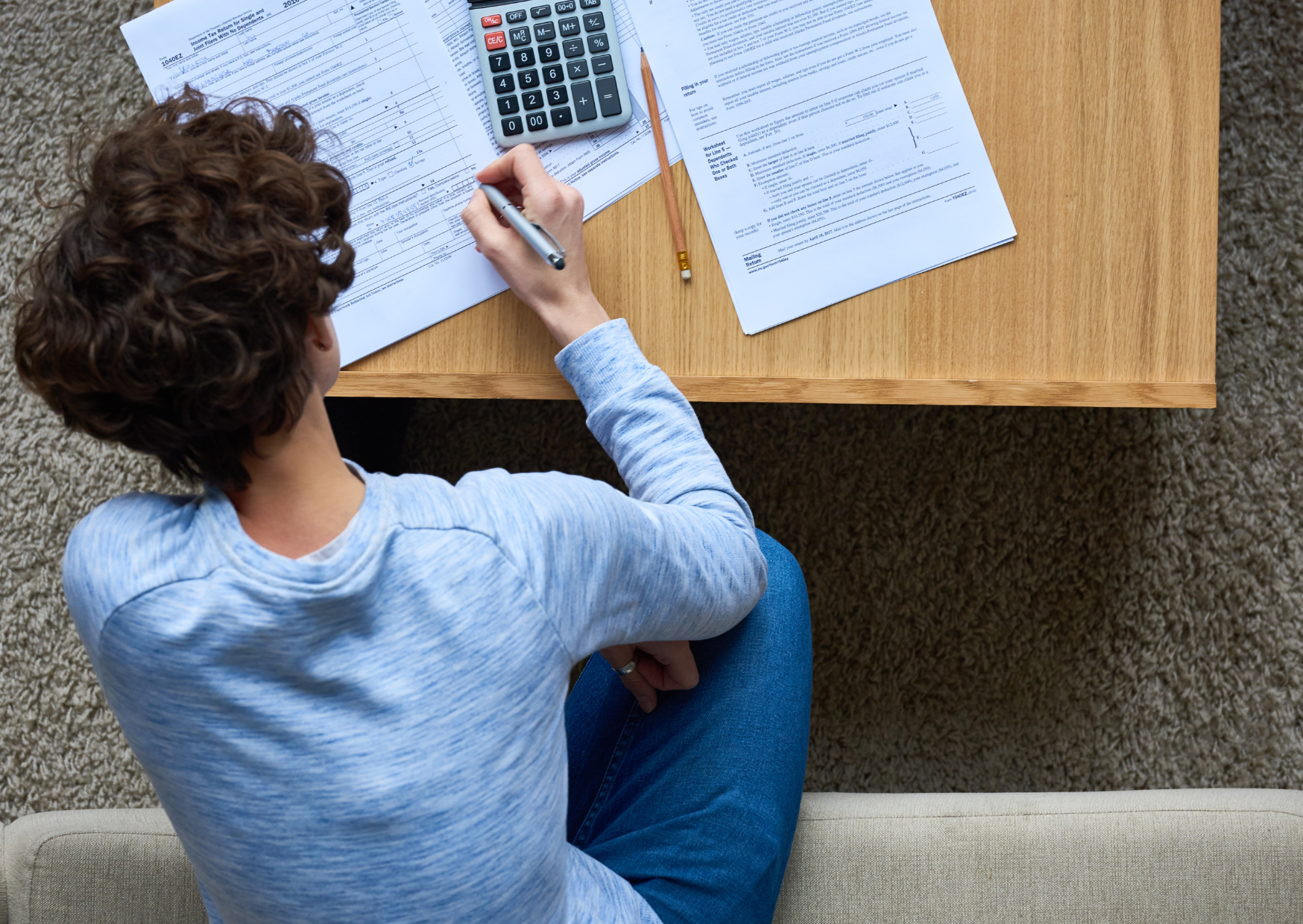 The Tax Mistake Most Americans Make After Moving to Europe 5 doing taxes 3