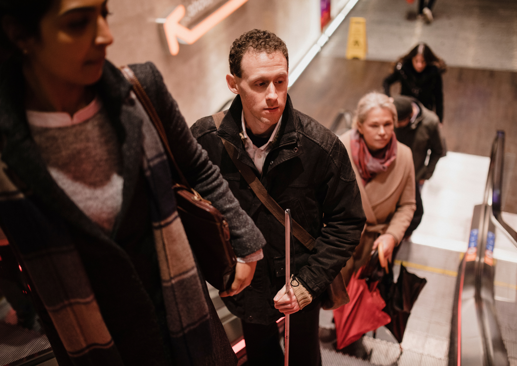 Why Standing on the Left Side of Escalators Gets Americans Shoved in London 7 elevator 4