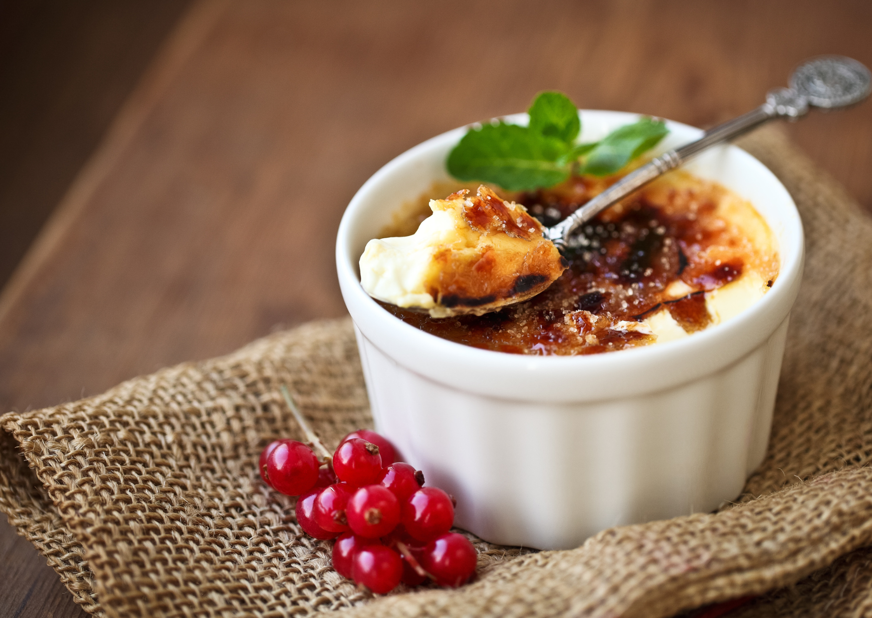 Why French Crème Brûlée Hits Your Body Differently Than American Cheesecake 4 french creme brulee 3