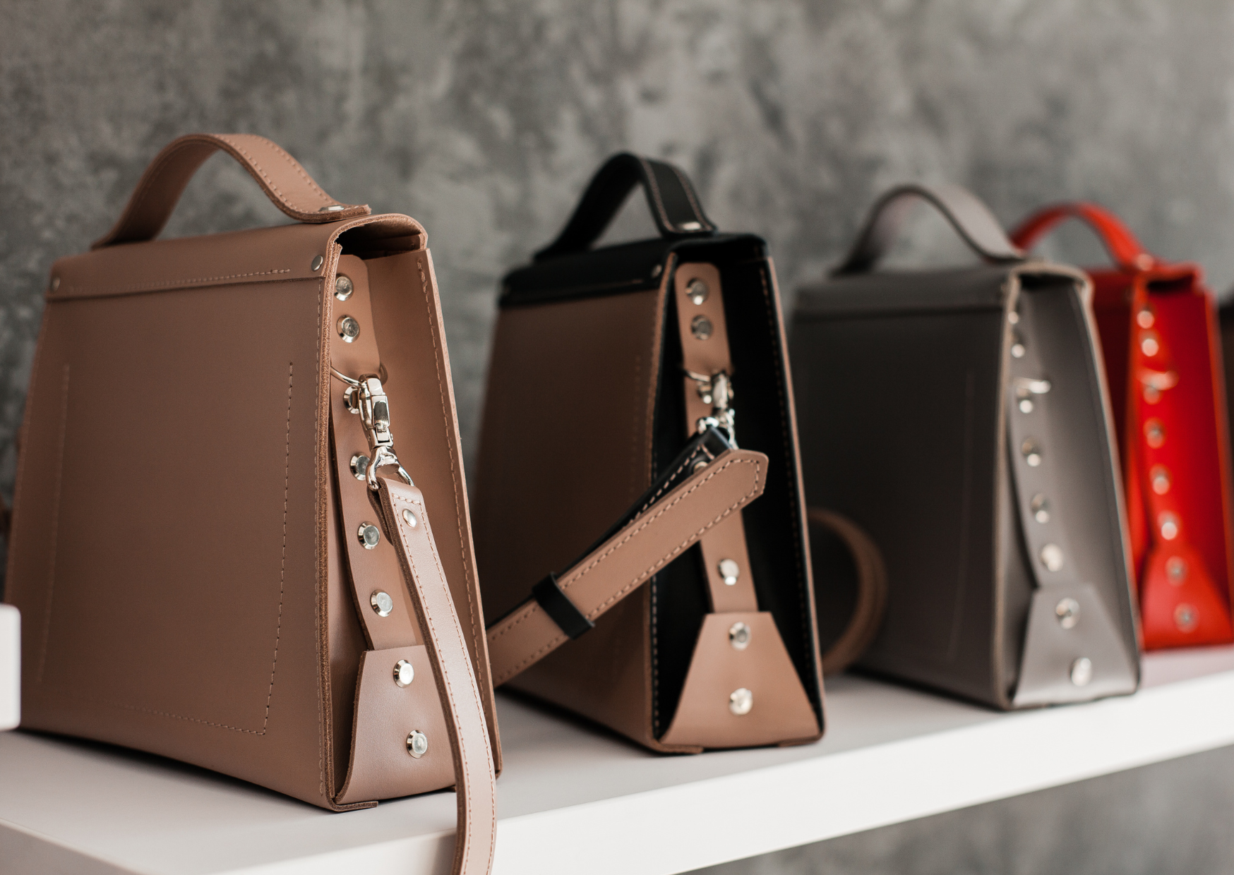 The 7 Items Milanese Women Own That Replace 70 American Pieces 7 milanese 7