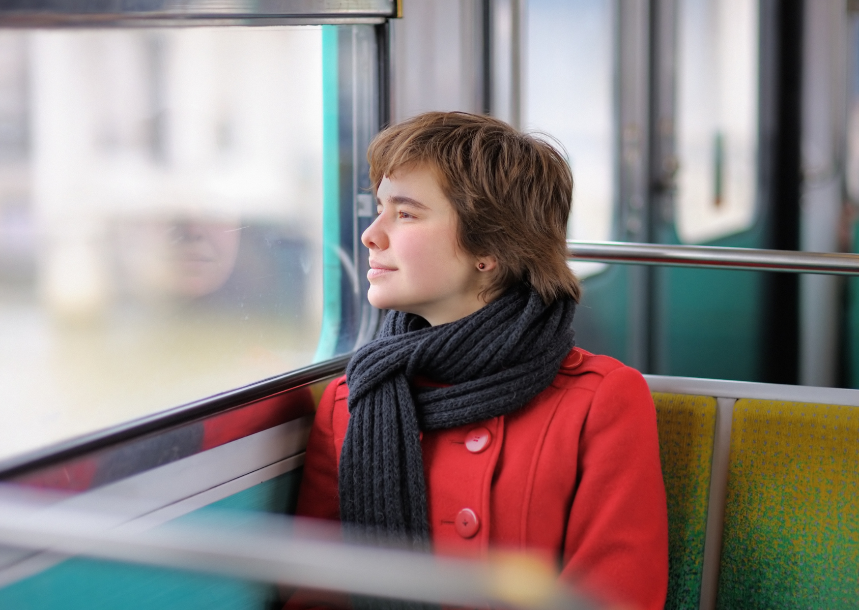 How Parisian Women Look Better With 10 Items Than Americans Do With 100 5 parisian 5